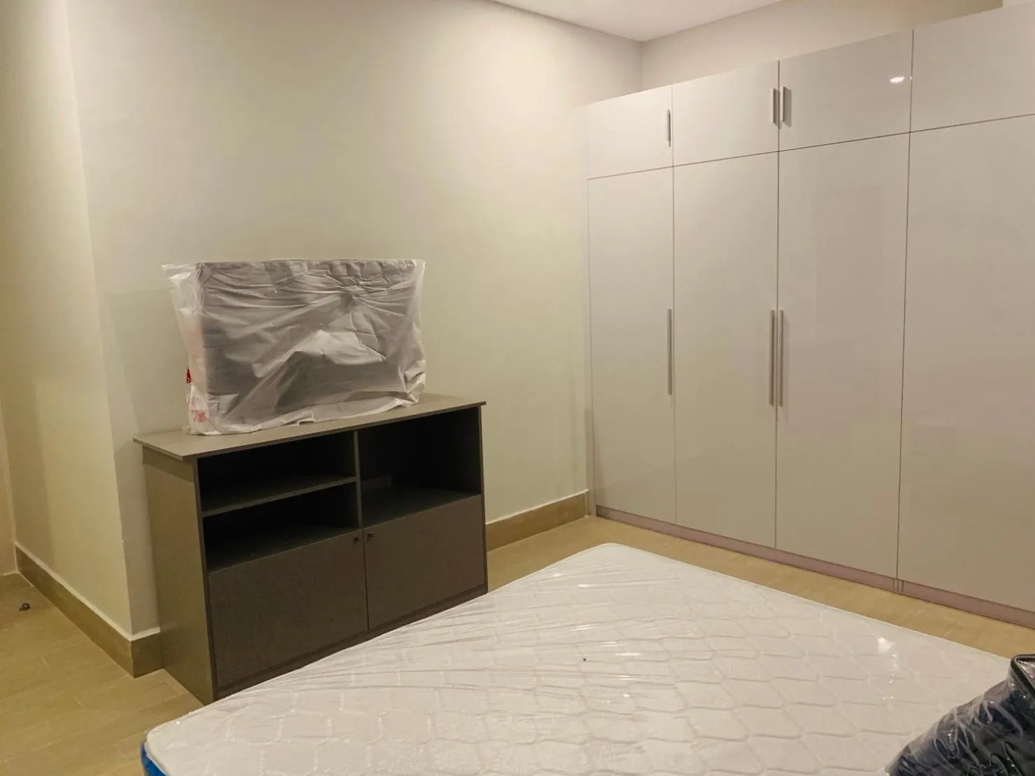 TV and multimedia, Bed in The Hill Residence