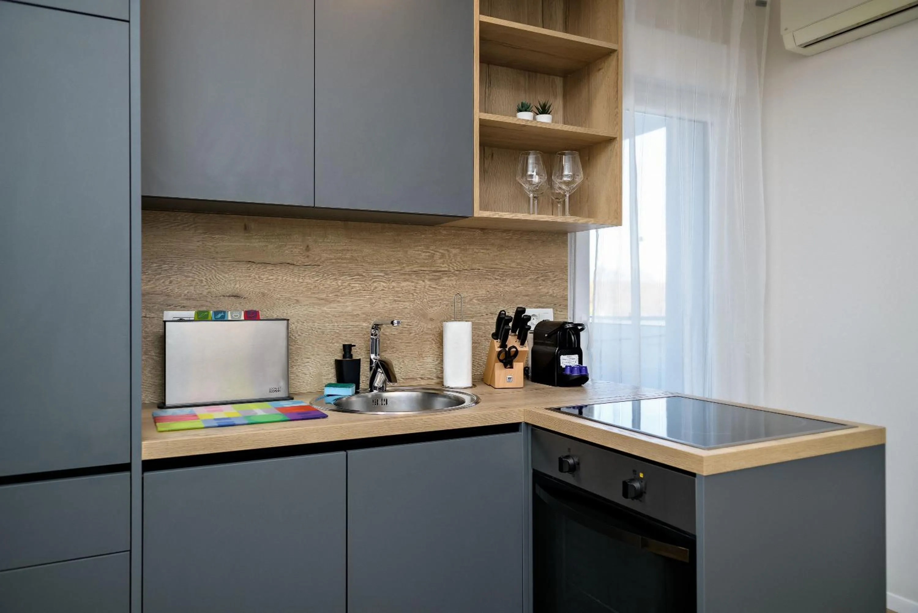 Kitchen or kitchenette in Villa Madison