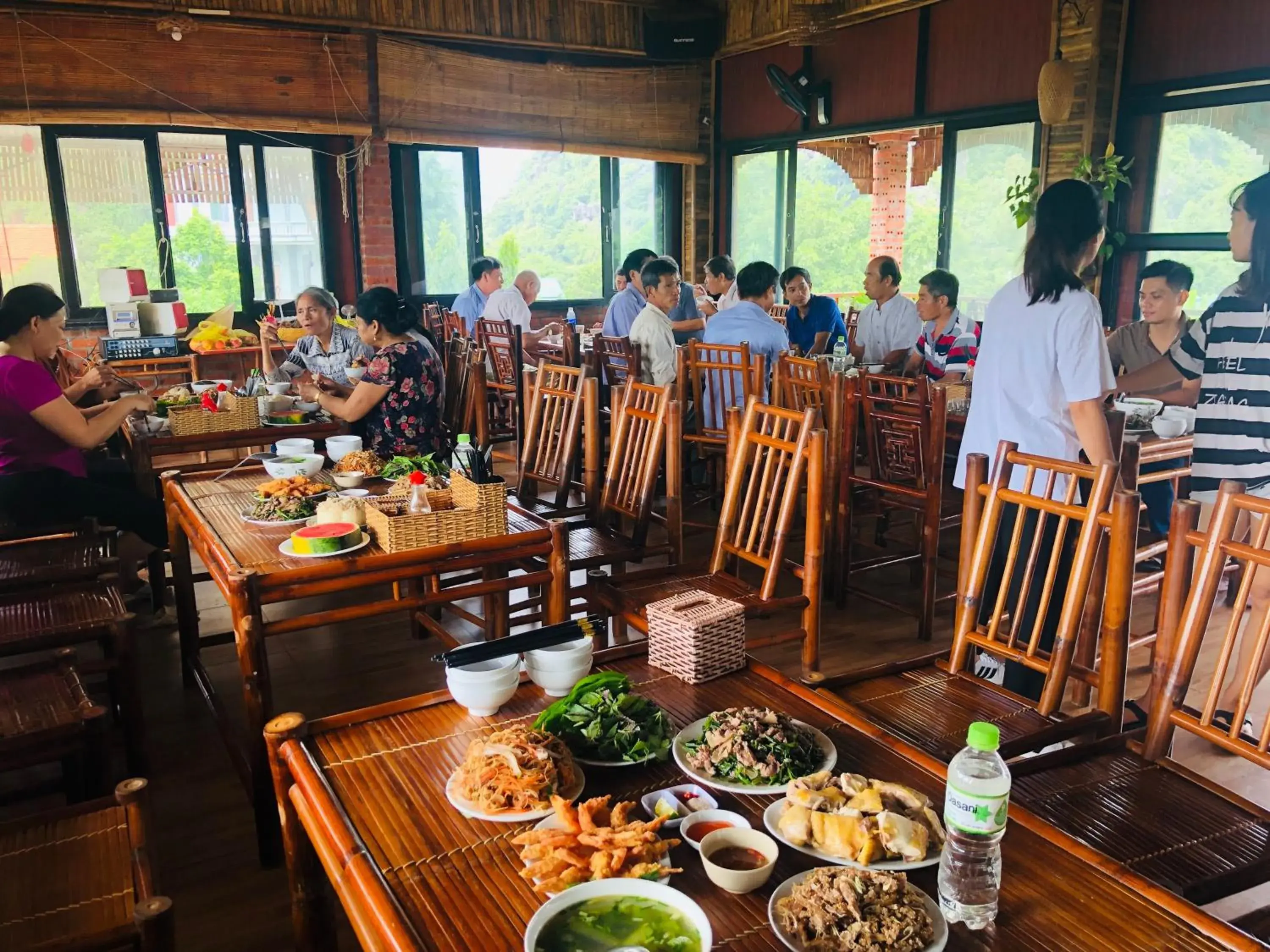 Restaurant/places to eat in Ninh Binh Greenland Homestay Restaurant/places to eat in Ninh Binh Greenland Homestay