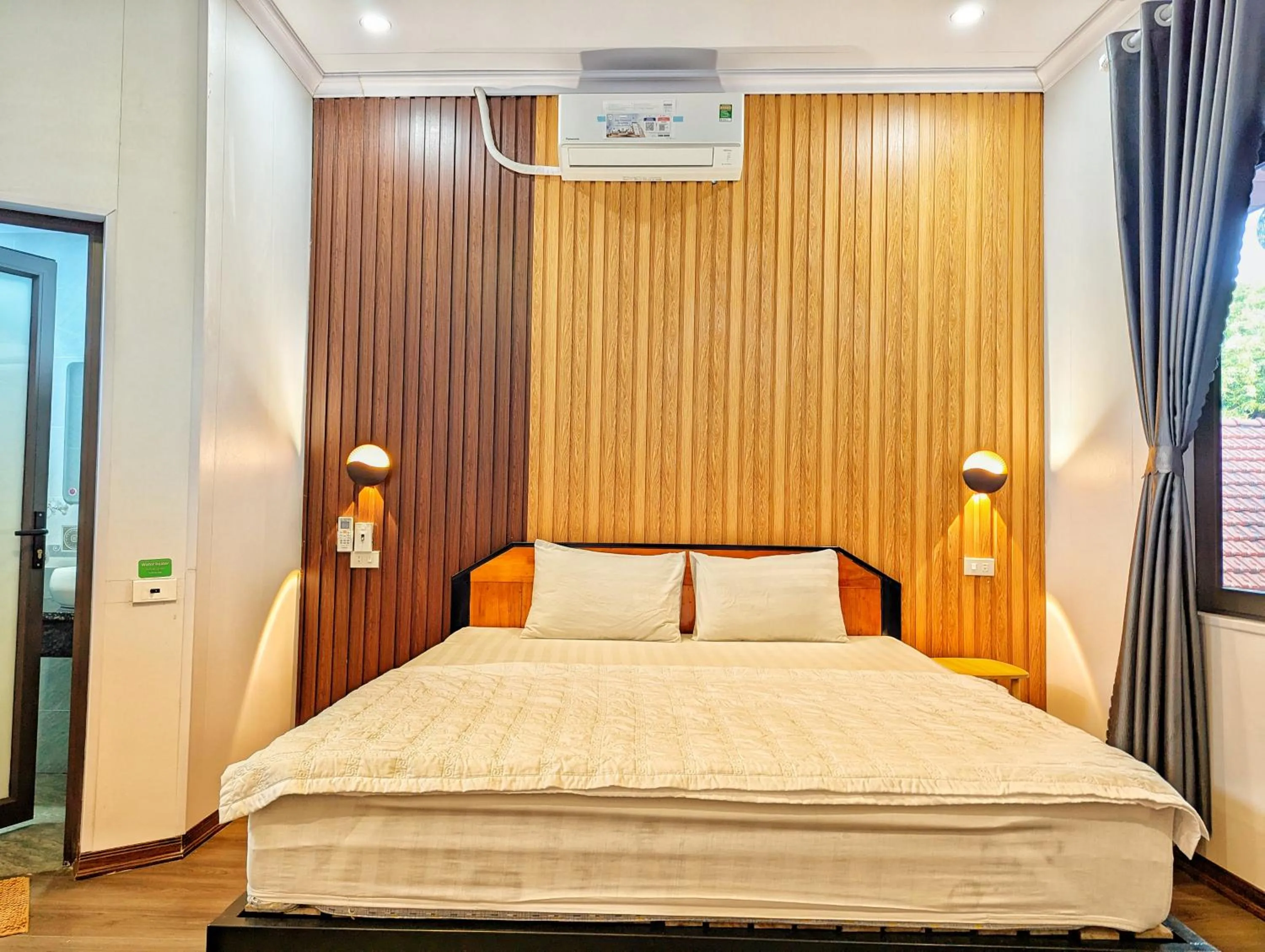 Bed in Ninh Binh Greenland Homestay