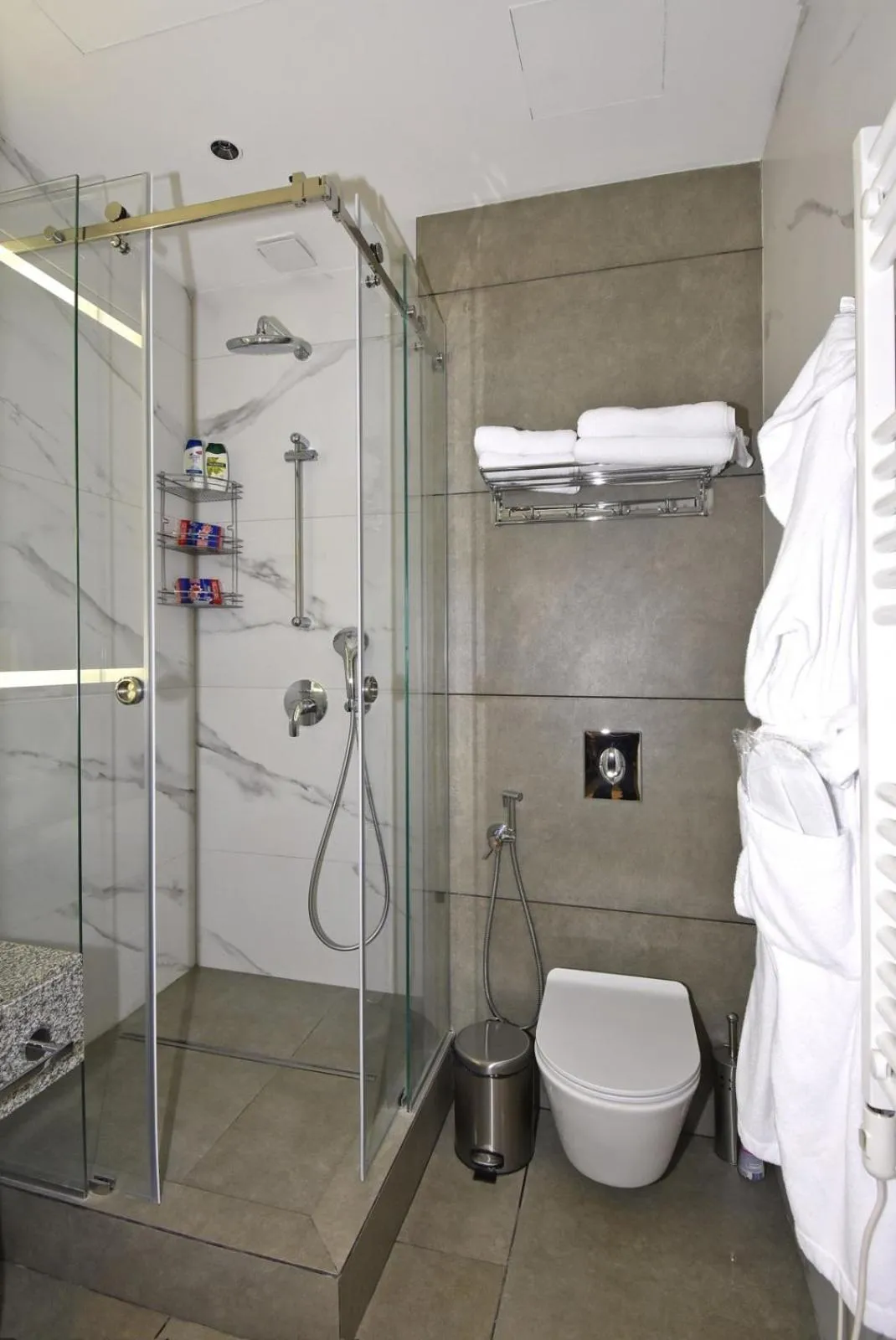 Bathroom in Avenue ApartHotel