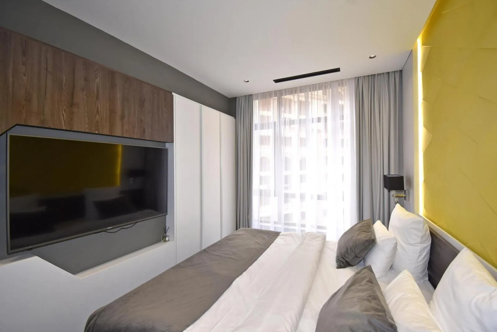 Photo of the whole room, Bed in Avenue ApartHotel