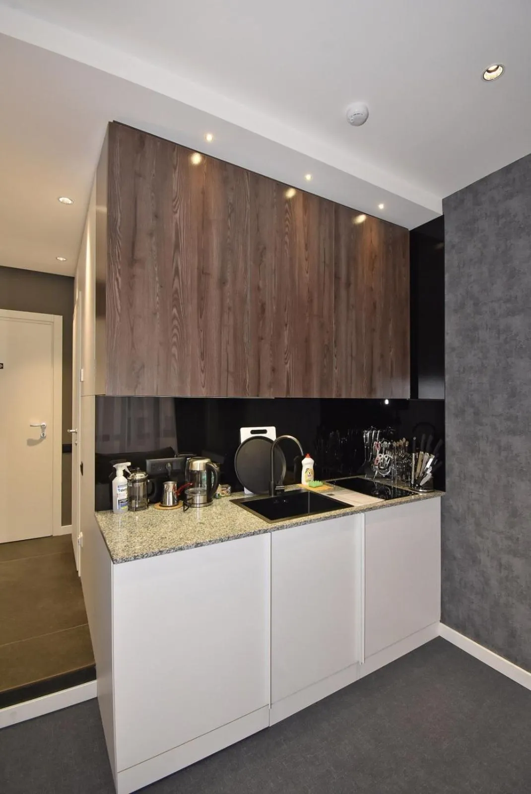 Kitchen or kitchenette in Avenue ApartHotel