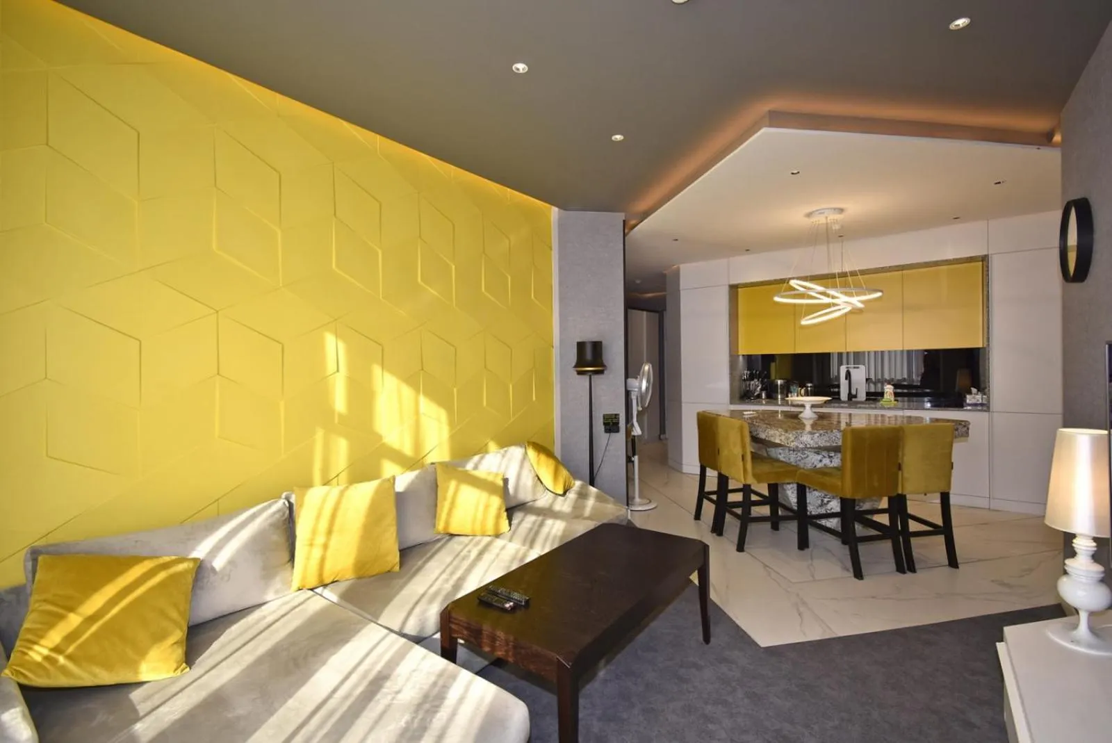 Seating area in Avenue ApartHotel