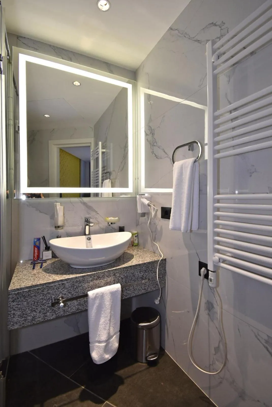 Bathroom in Avenue ApartHotel