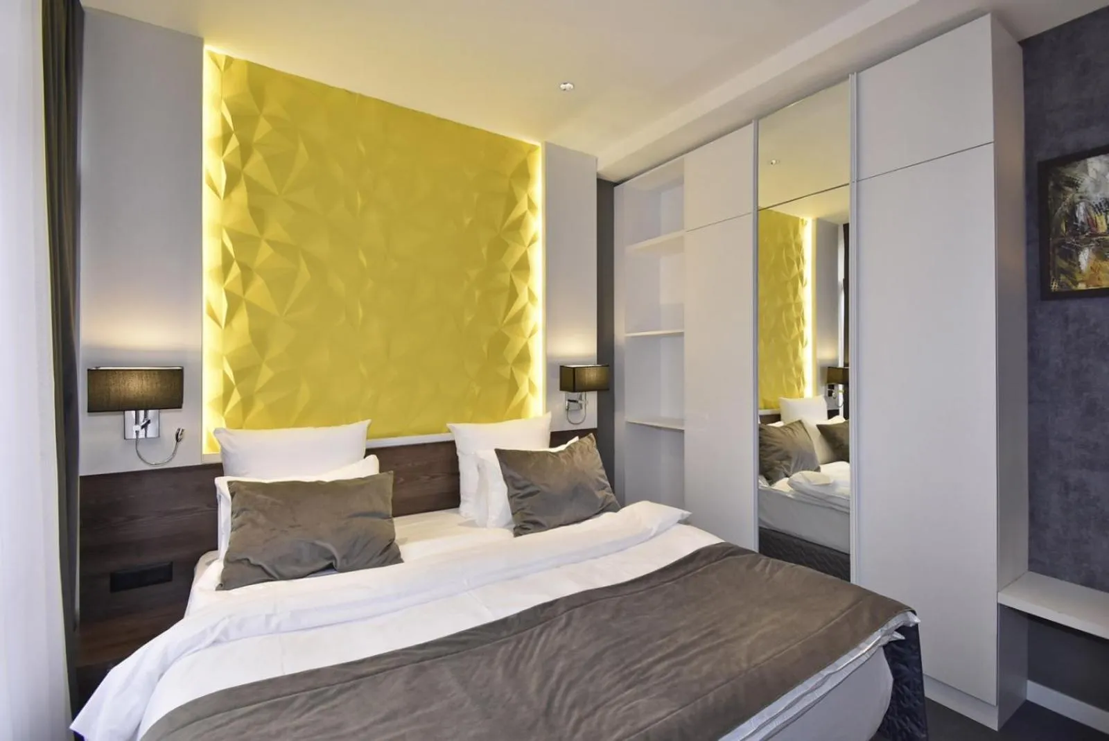 Bed in Avenue ApartHotel