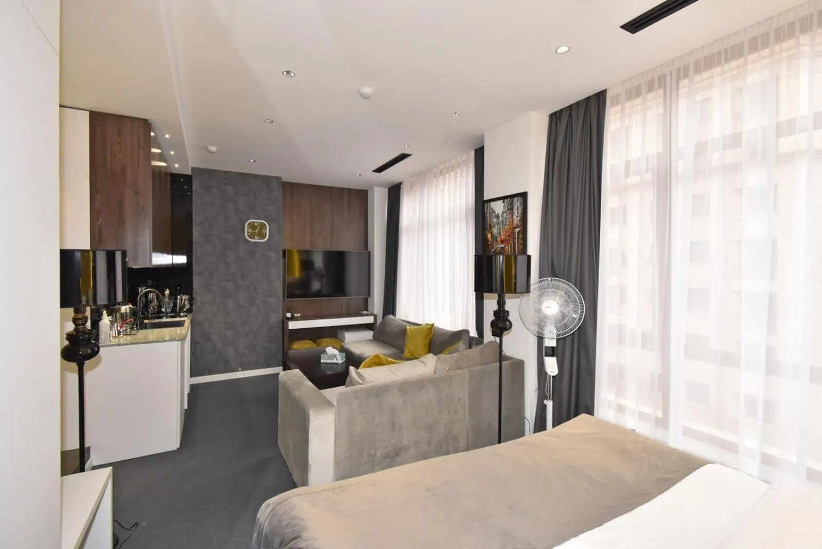 Seating area in Avenue ApartHotel