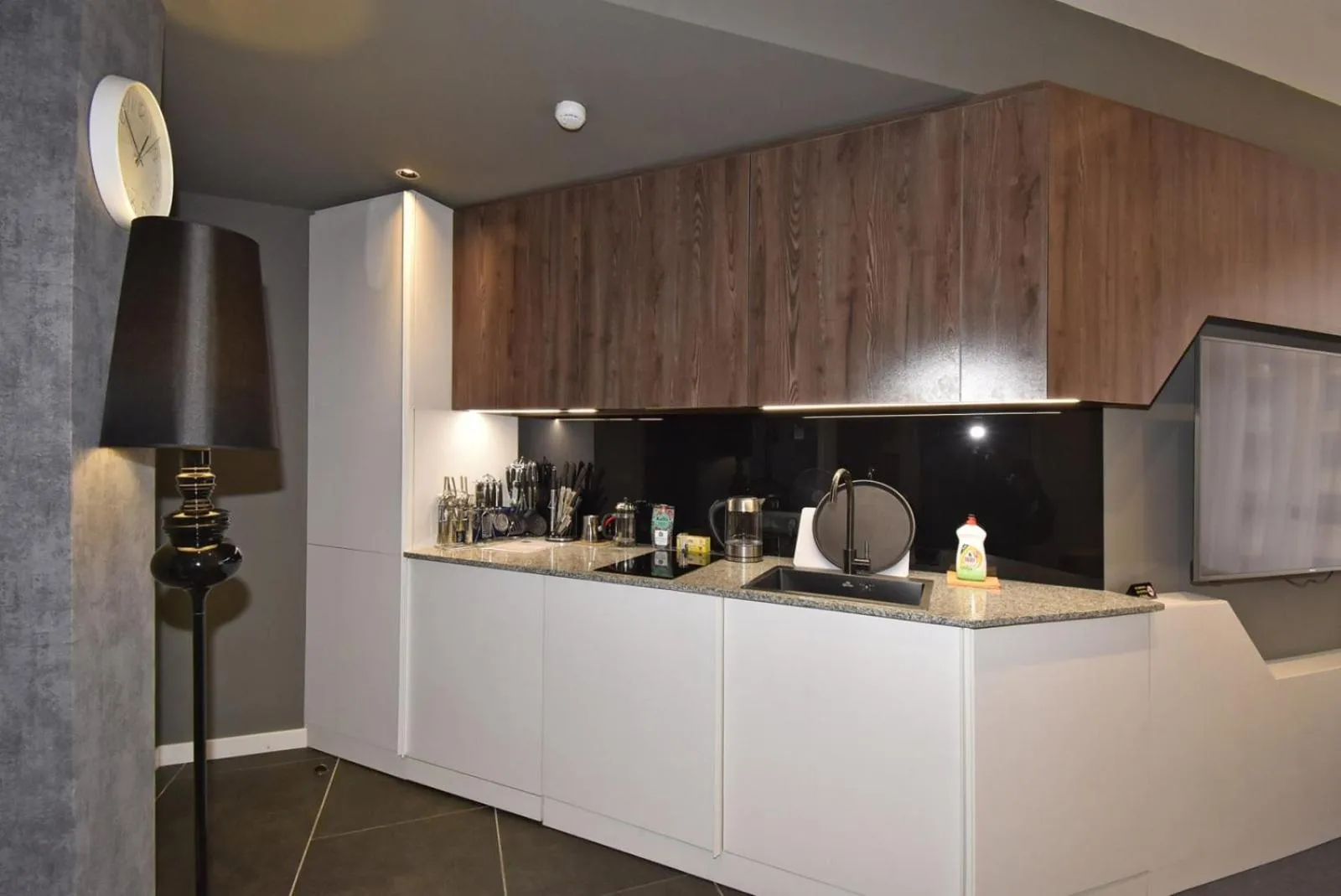 Kitchen or kitchenette in Avenue ApartHotel