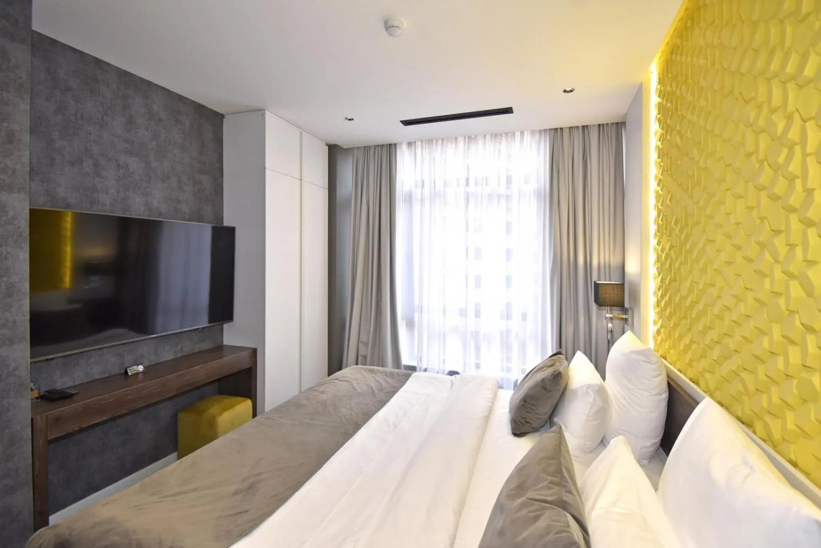TV and multimedia, Bed in Avenue ApartHotel