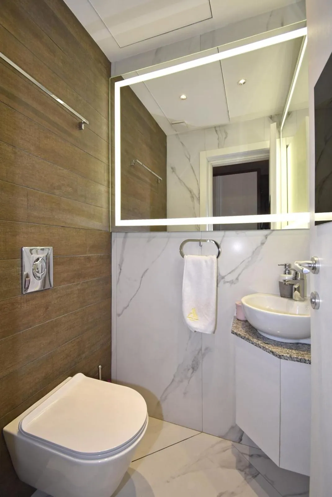 Bathroom in Avenue ApartHotel