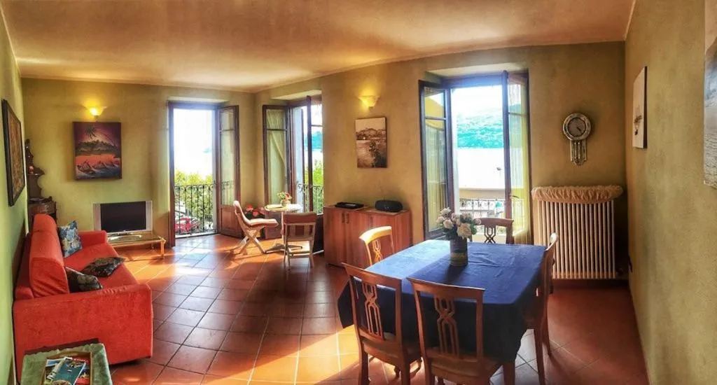 Communal lounge/ TV room in Incanto Sublime