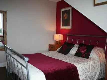 Bed in Royal Hotel Bed in Royal Hotel