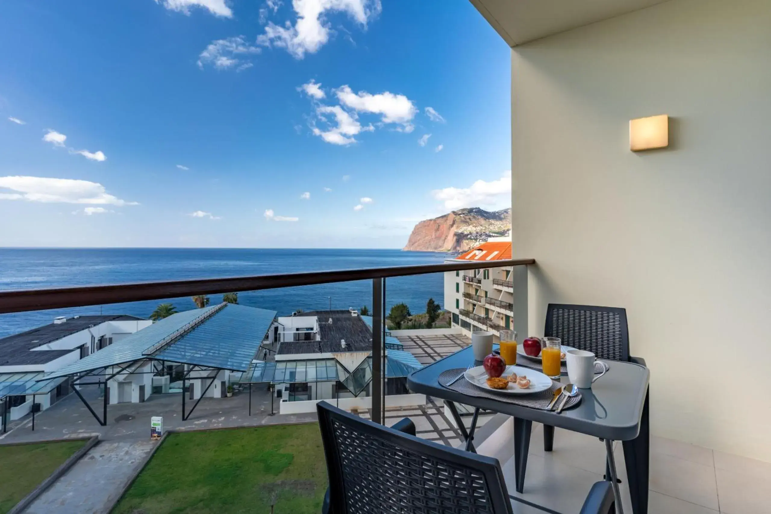 Centromar Bella Vista by Atlantic Holiday Centromar Bella Vista by Atlantic Holiday
