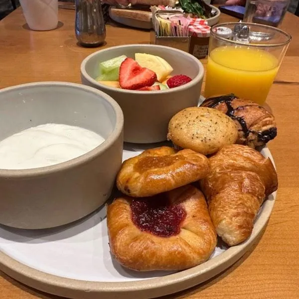 Food in The Westin Governor Morris, Morristown