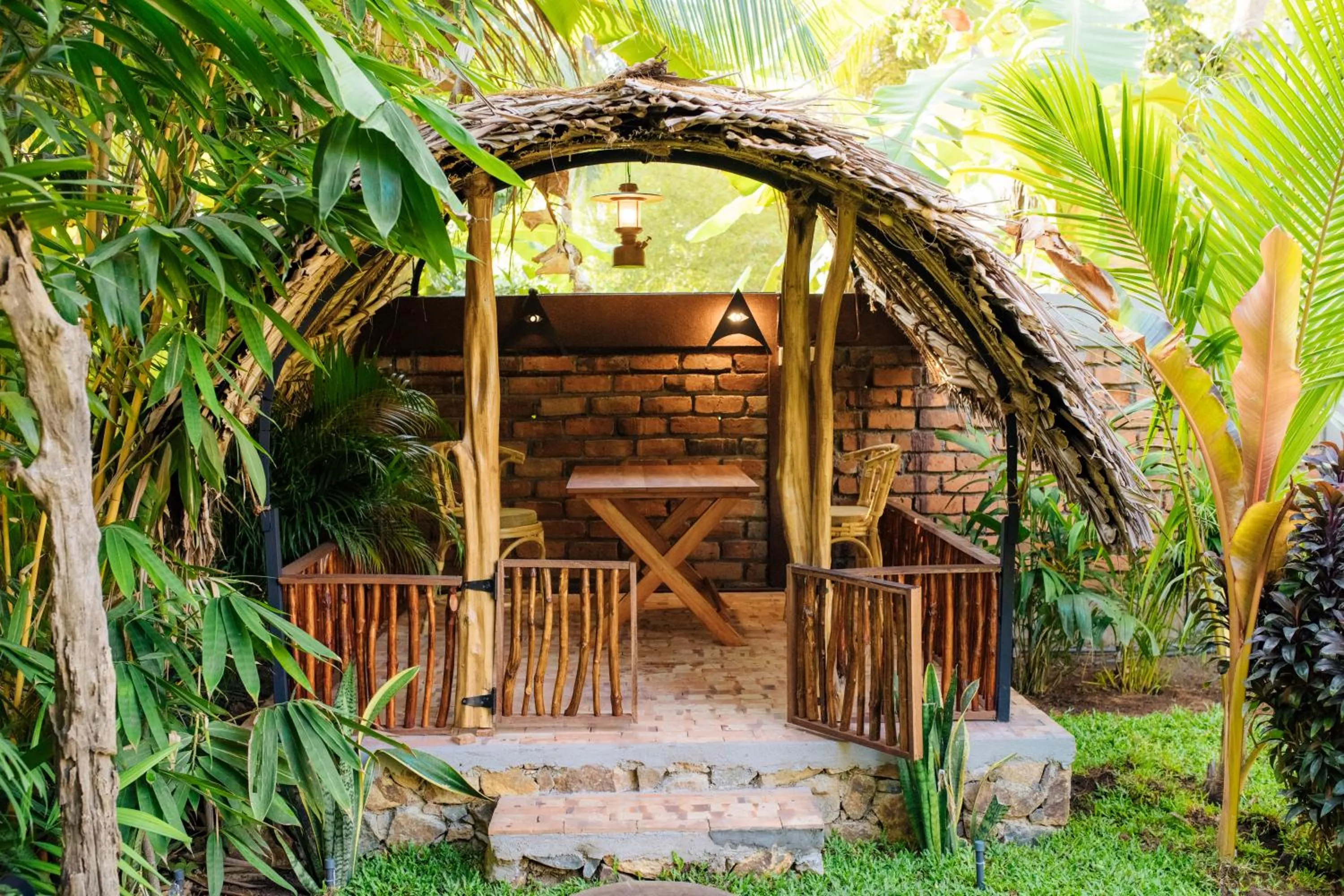 Luxury Triple Room in Igabara Hobbit House