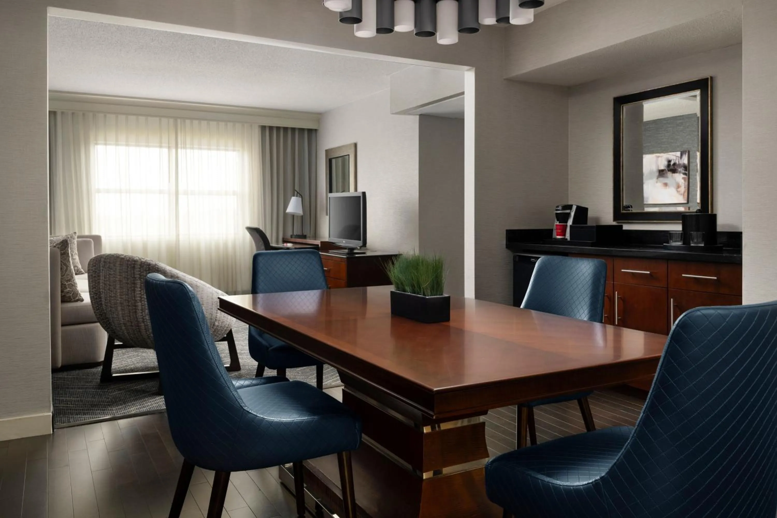 Photo of the whole room in Minneapolis Marriott Northwest Hotel & Conference Center