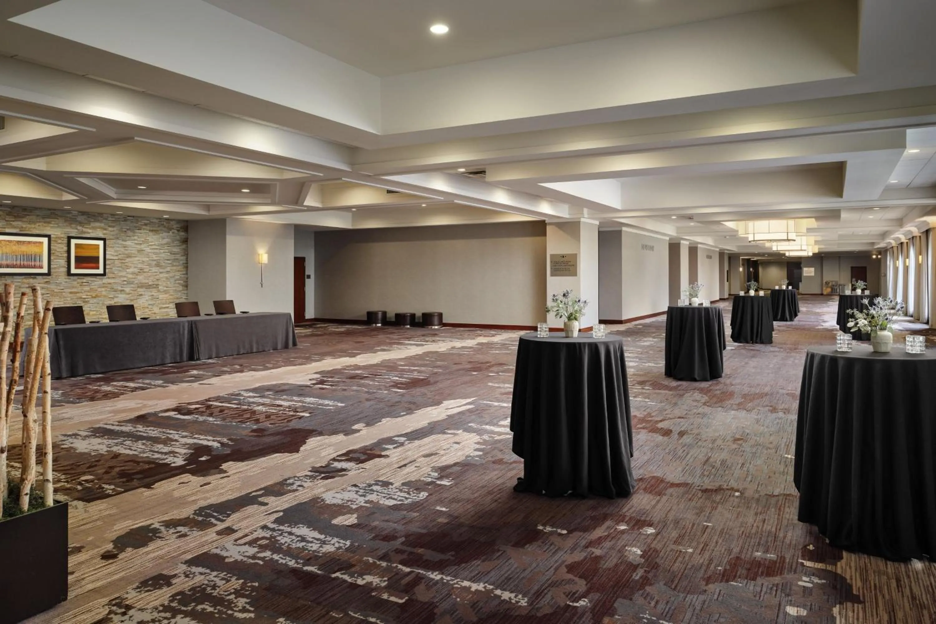 Meeting/conference room in Minneapolis Marriott Northwest Hotel & Conference Center