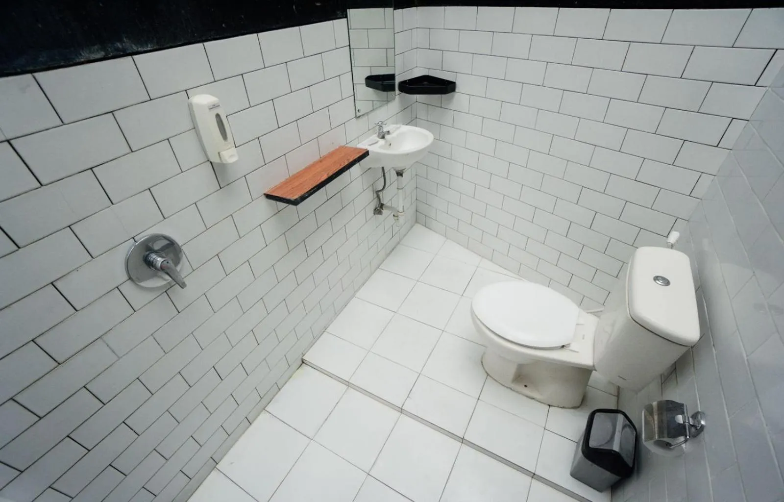 Bathroom in Escotel Jalak