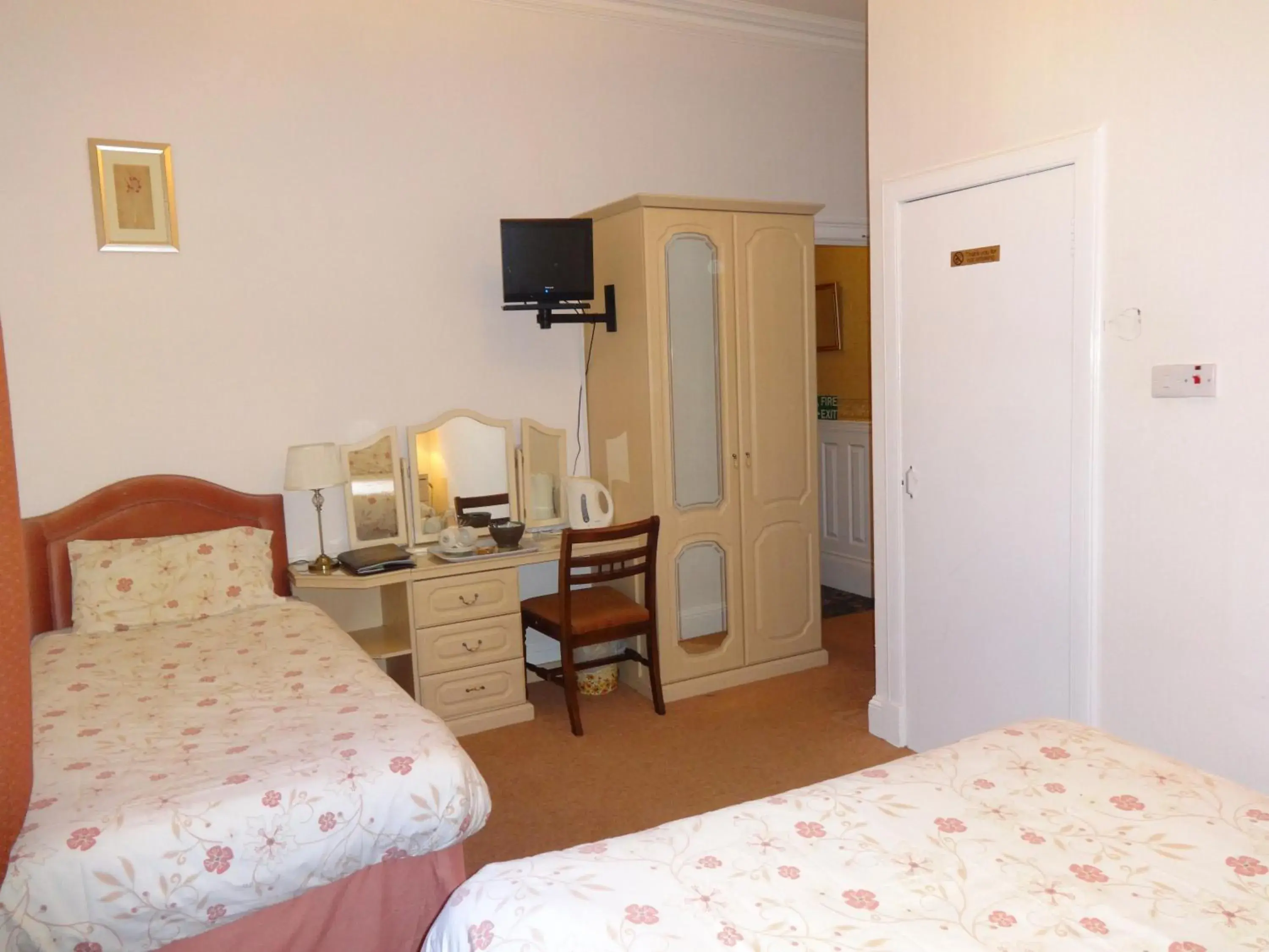 Bed in Aberdour Guest House Bed in Aberdour Guest House