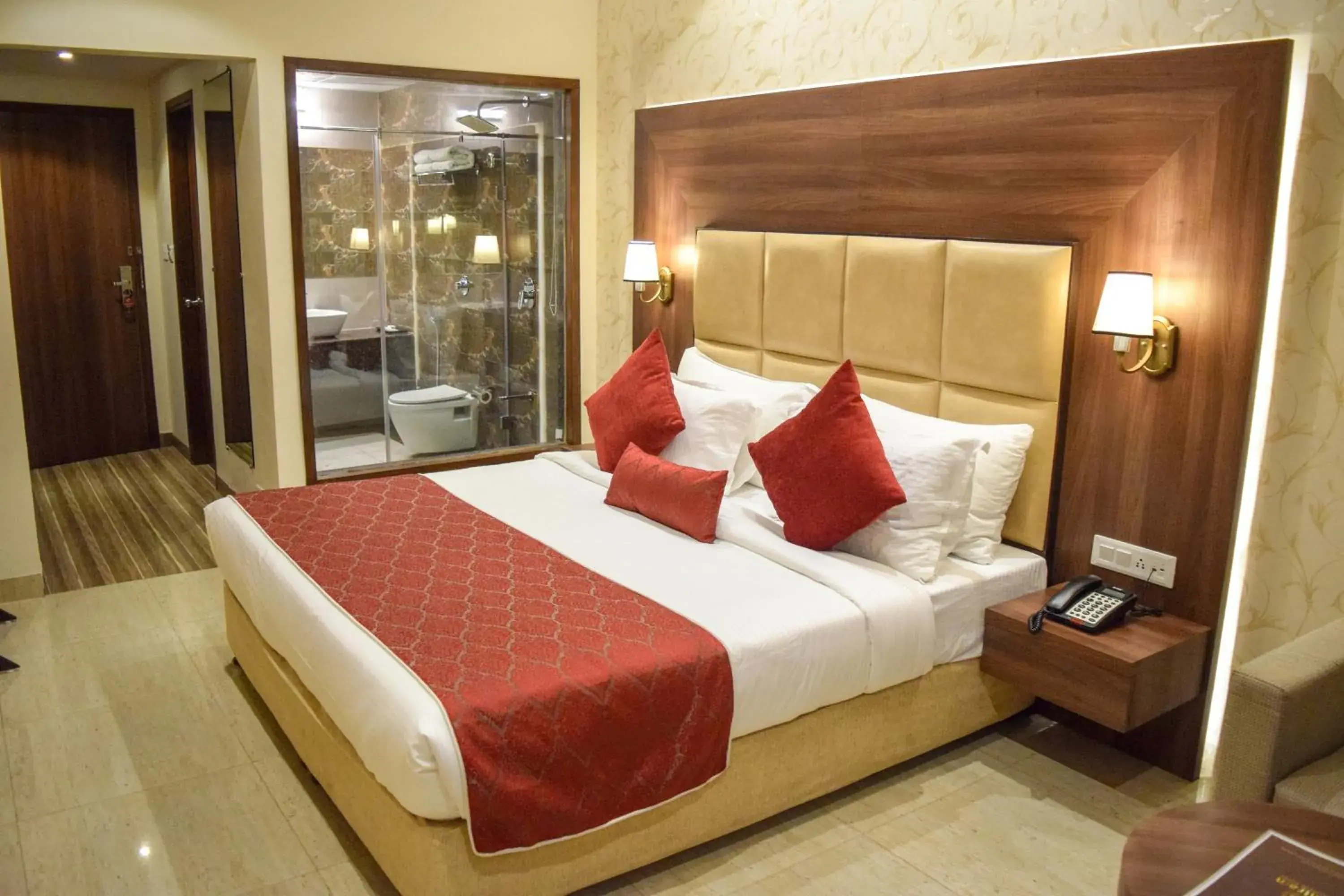 Superior Queen Room - single occupancy in Hotel Highway Hari Superior Queen Room - single occupancy in Hotel Highway Hari