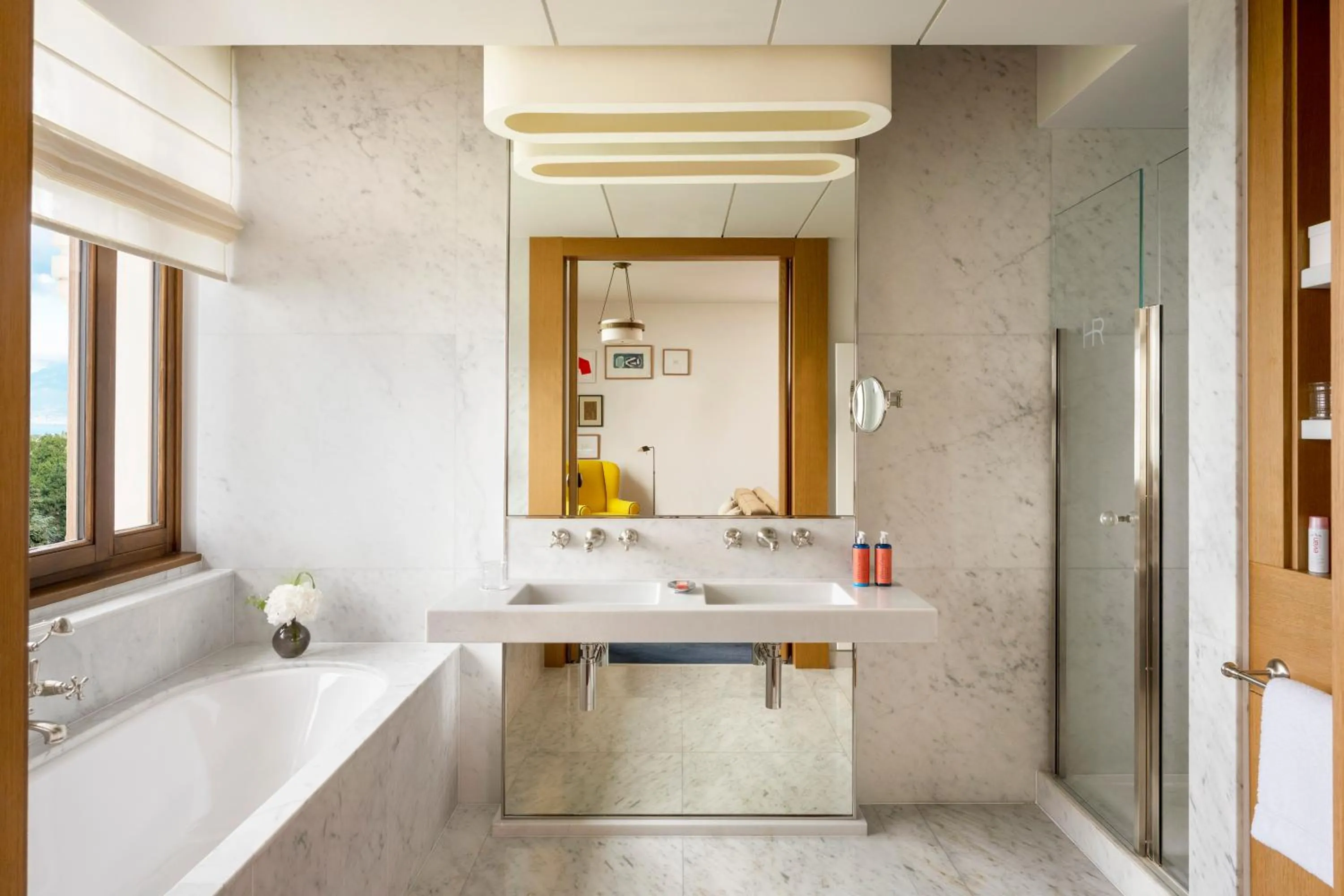 Bathroom in Hôtel Royal