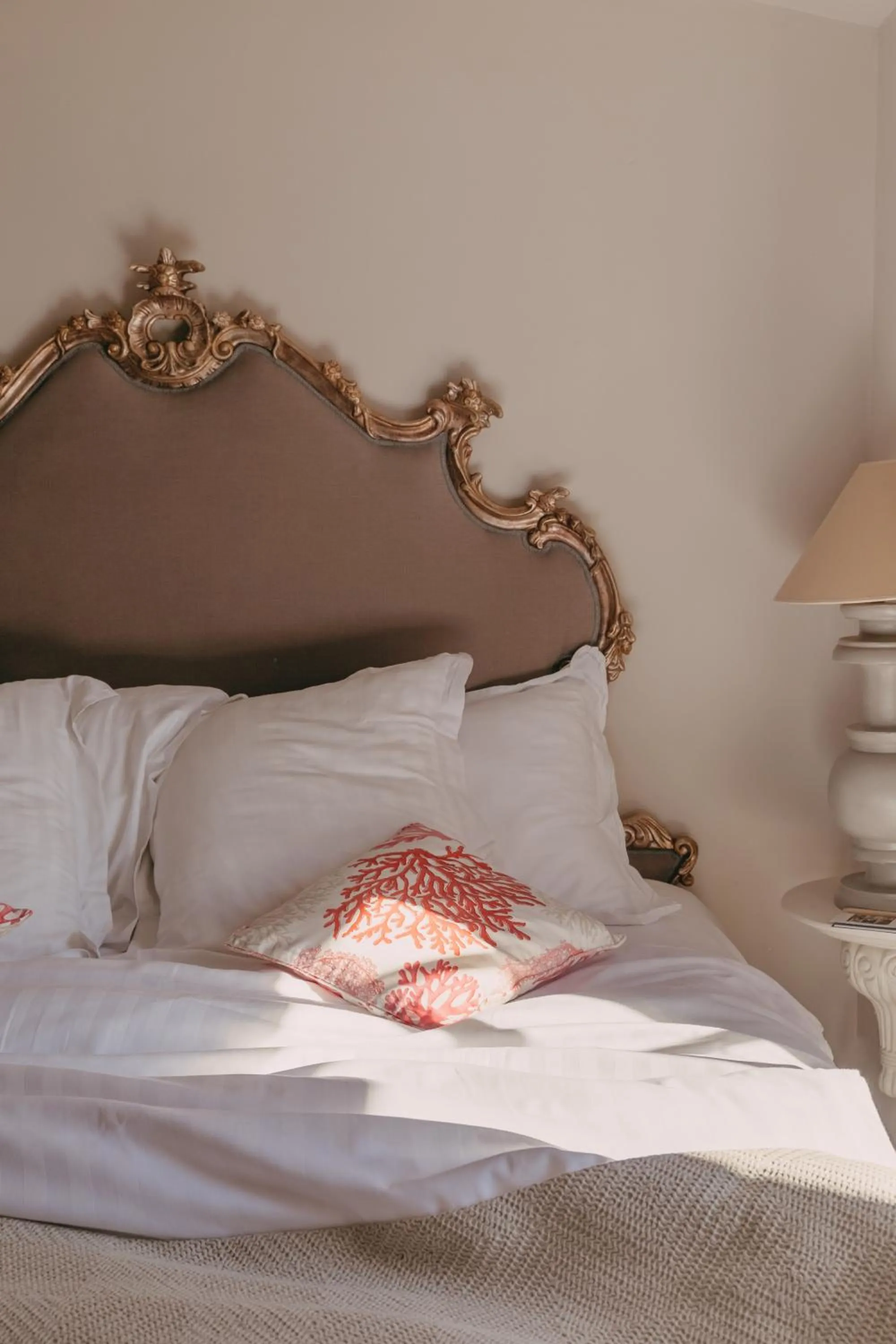 Bed in Hôtel Villa Marie Saint Tropez