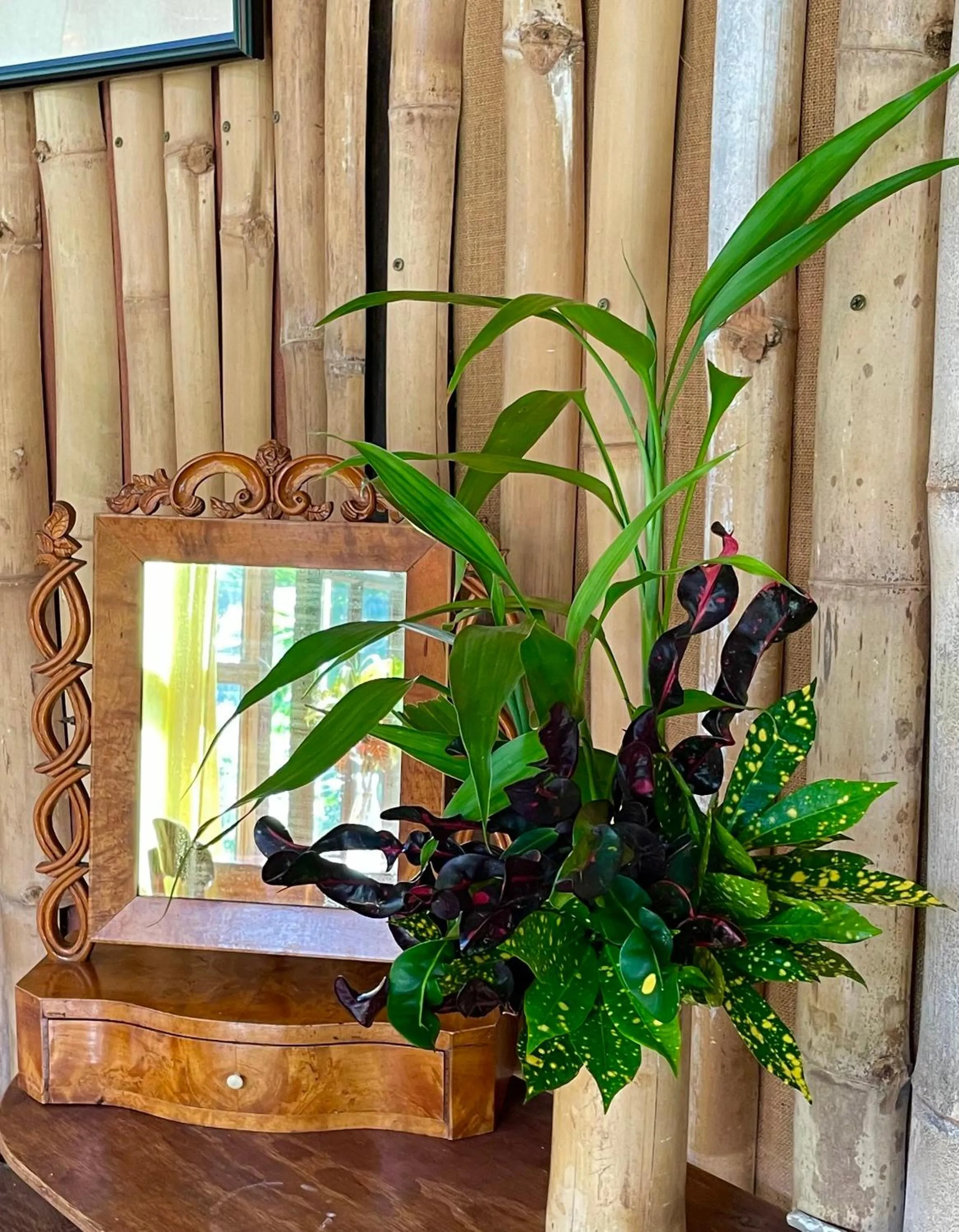 Decorative detail in Cocoa Cottage