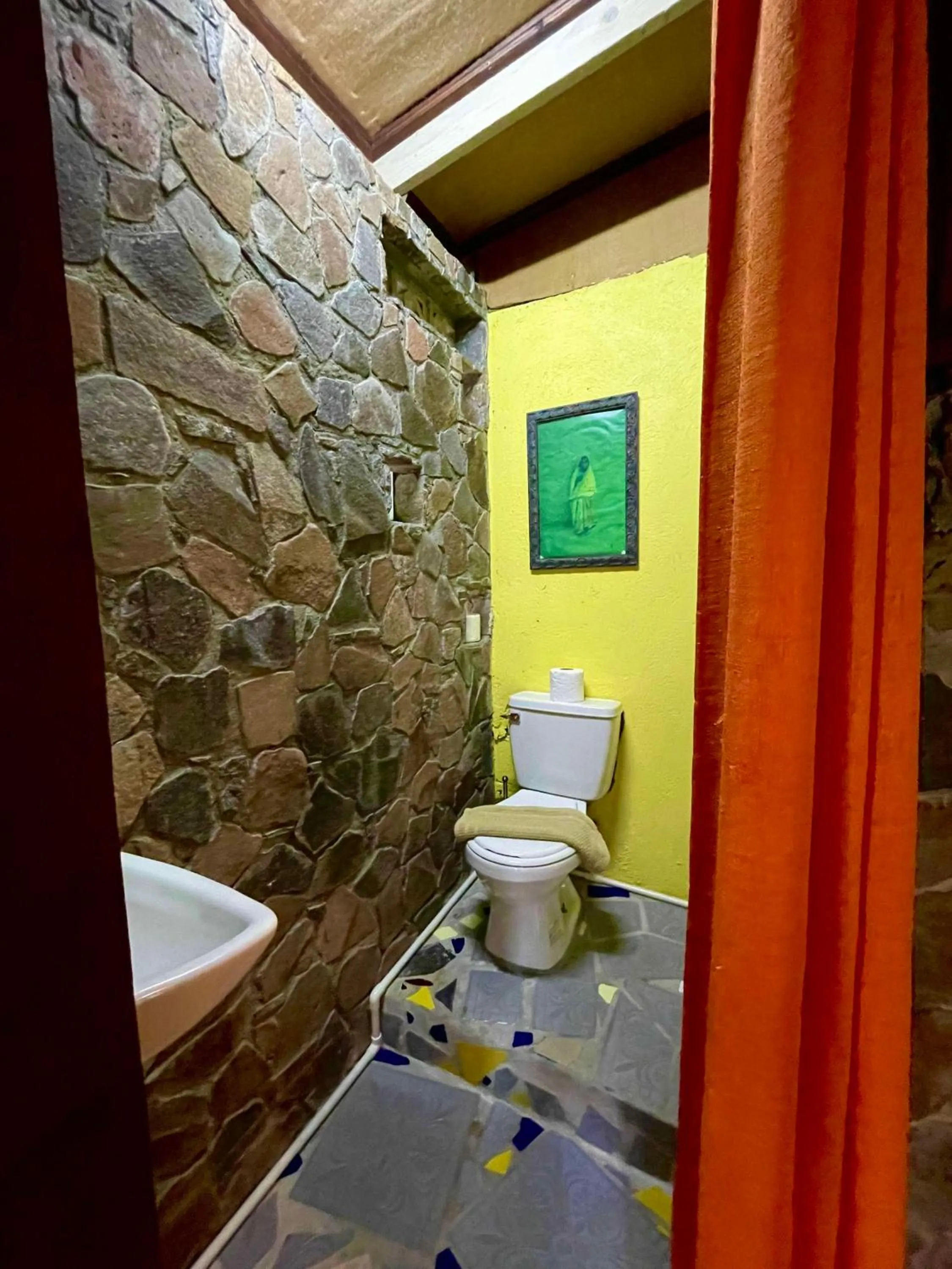 Bathroom in Cocoa Cottage