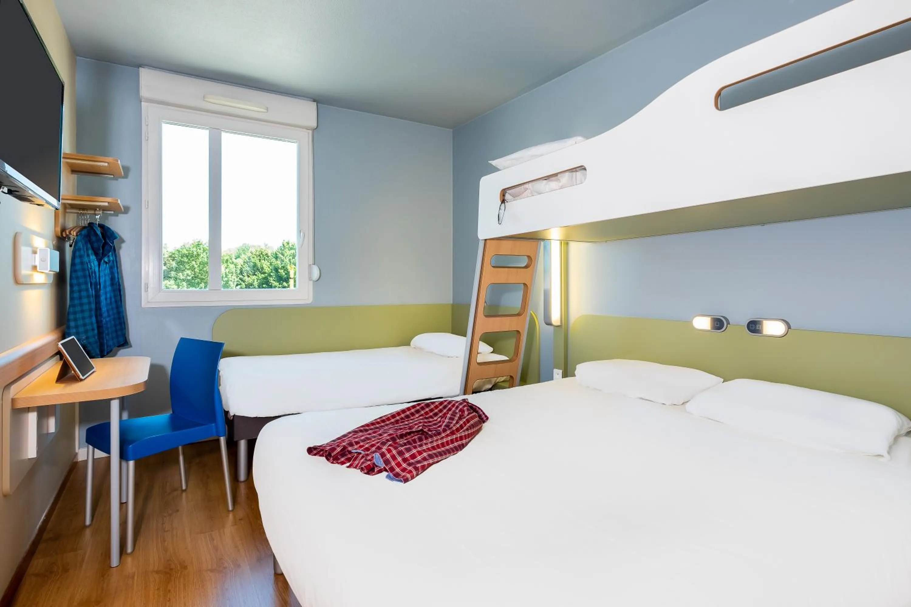 bunk bed, Bed in Ibis Budget Limoges Nord
