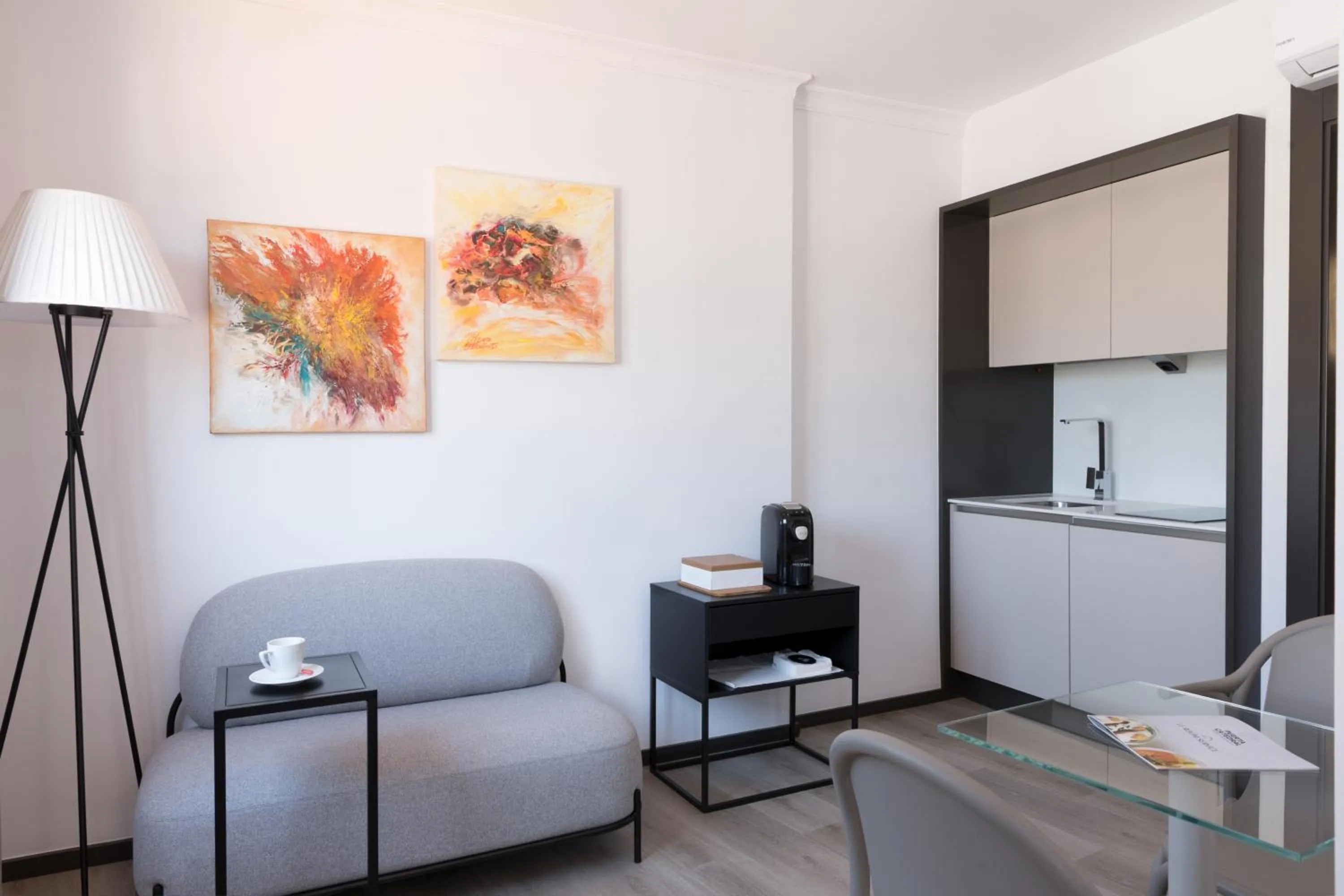 Living room in Puerta Catedral Holiday Suites