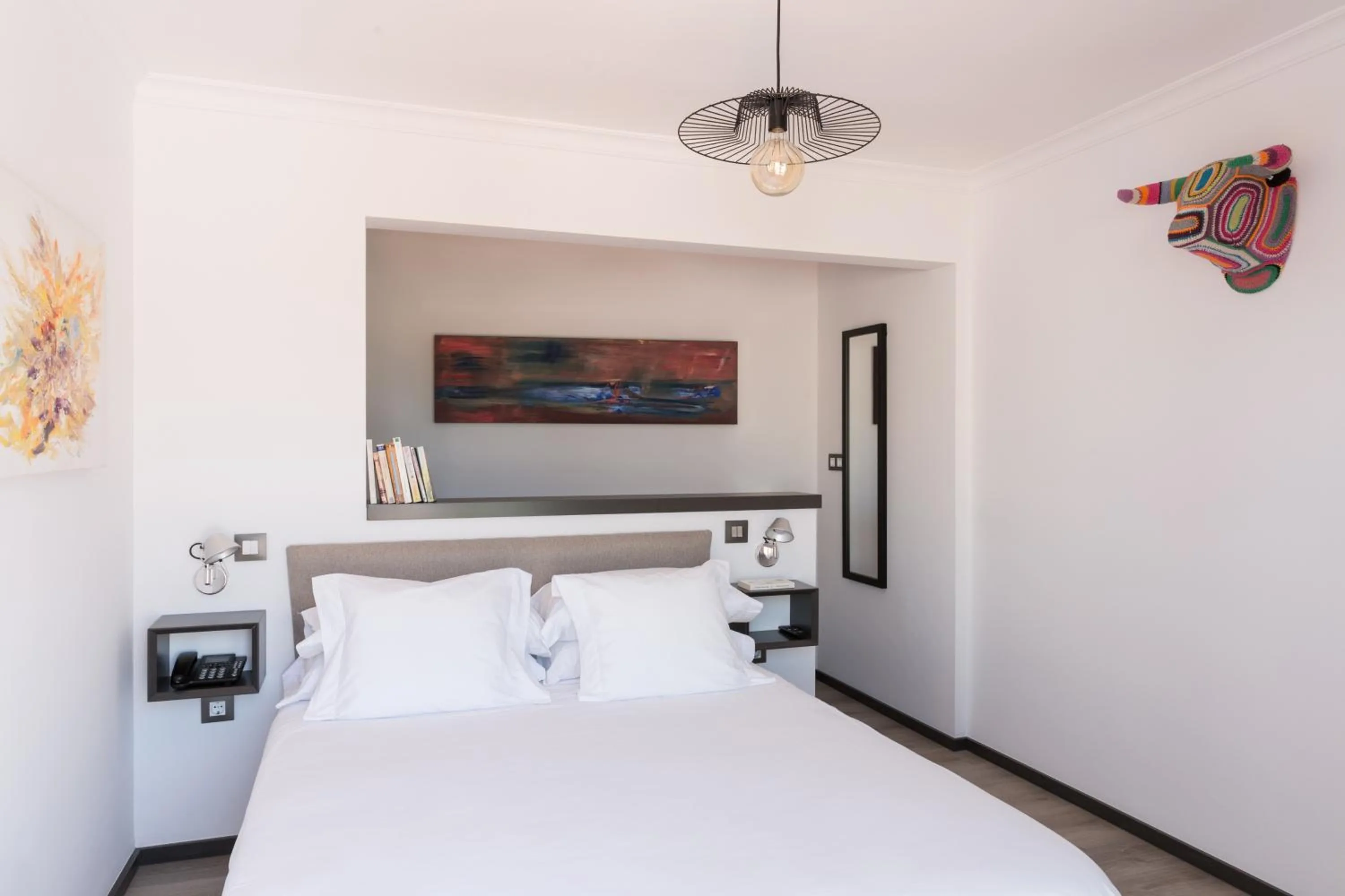 Bed in Puerta Catedral Holiday Suites