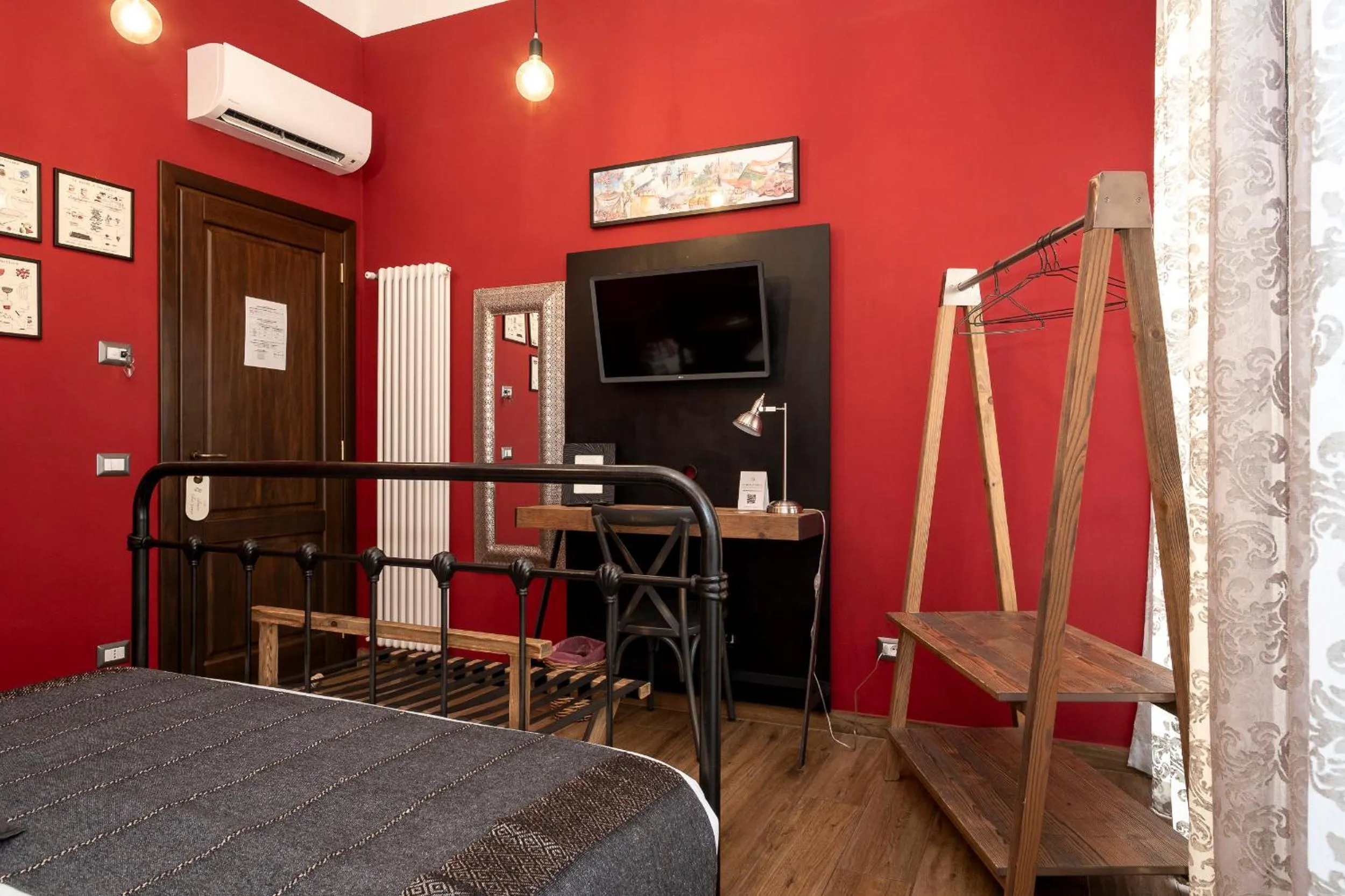 Photo of the whole room, Bed in il Palchetto B&B di Charme e Design