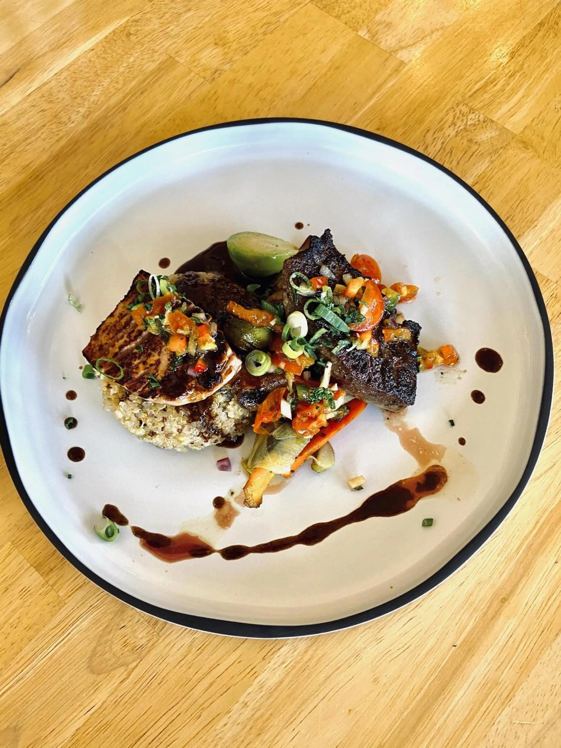 Restaurant/places to eat in Logis Cris Hôtel et Restaurant, Lyon Sud-Est