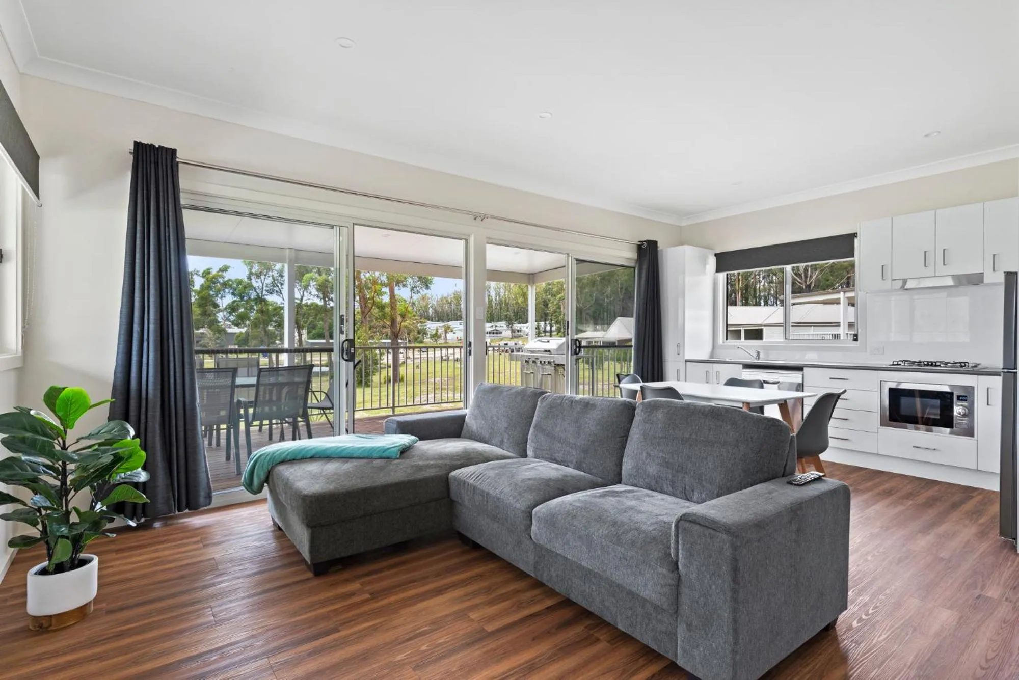 Patio in The Leaning Oak Holiday Lifestyles - Lake Conjola