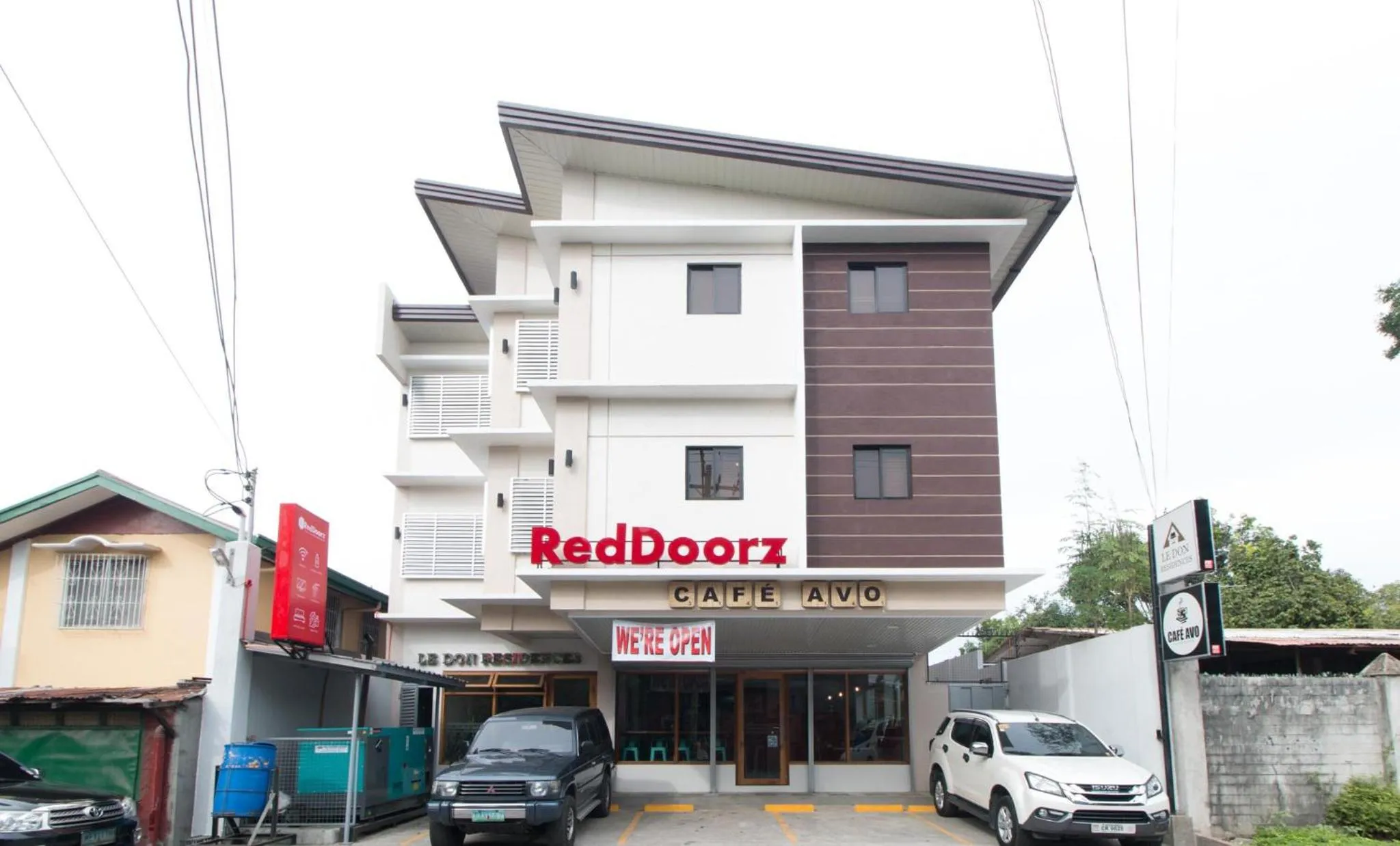 Property building in RedDoorz Plus @ Diola Villamonte Bacolod
