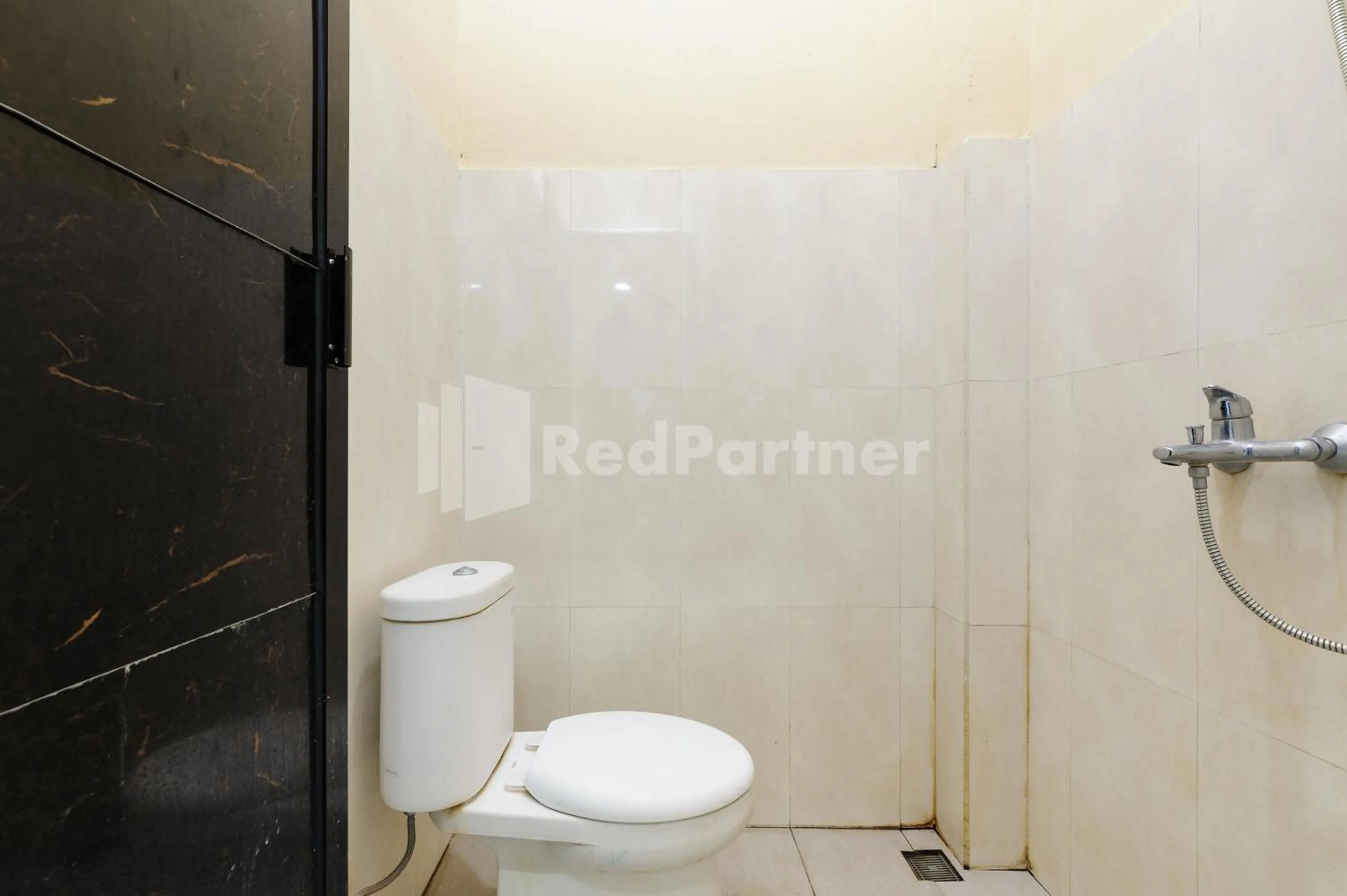 Bathroom in SM Guest House Malang