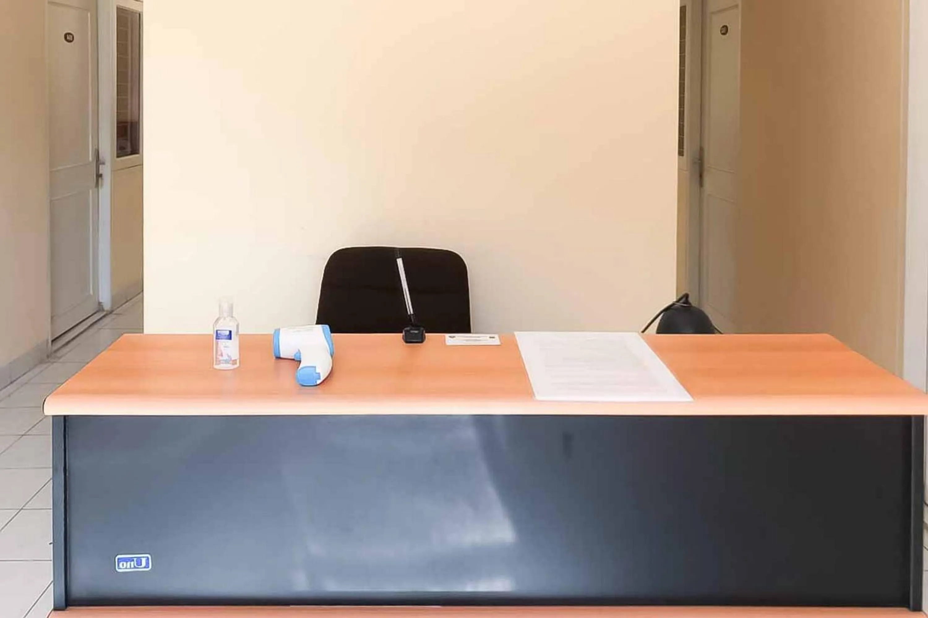 Lobby or reception in RedDoorz @ Pavilion Residence Cikarang