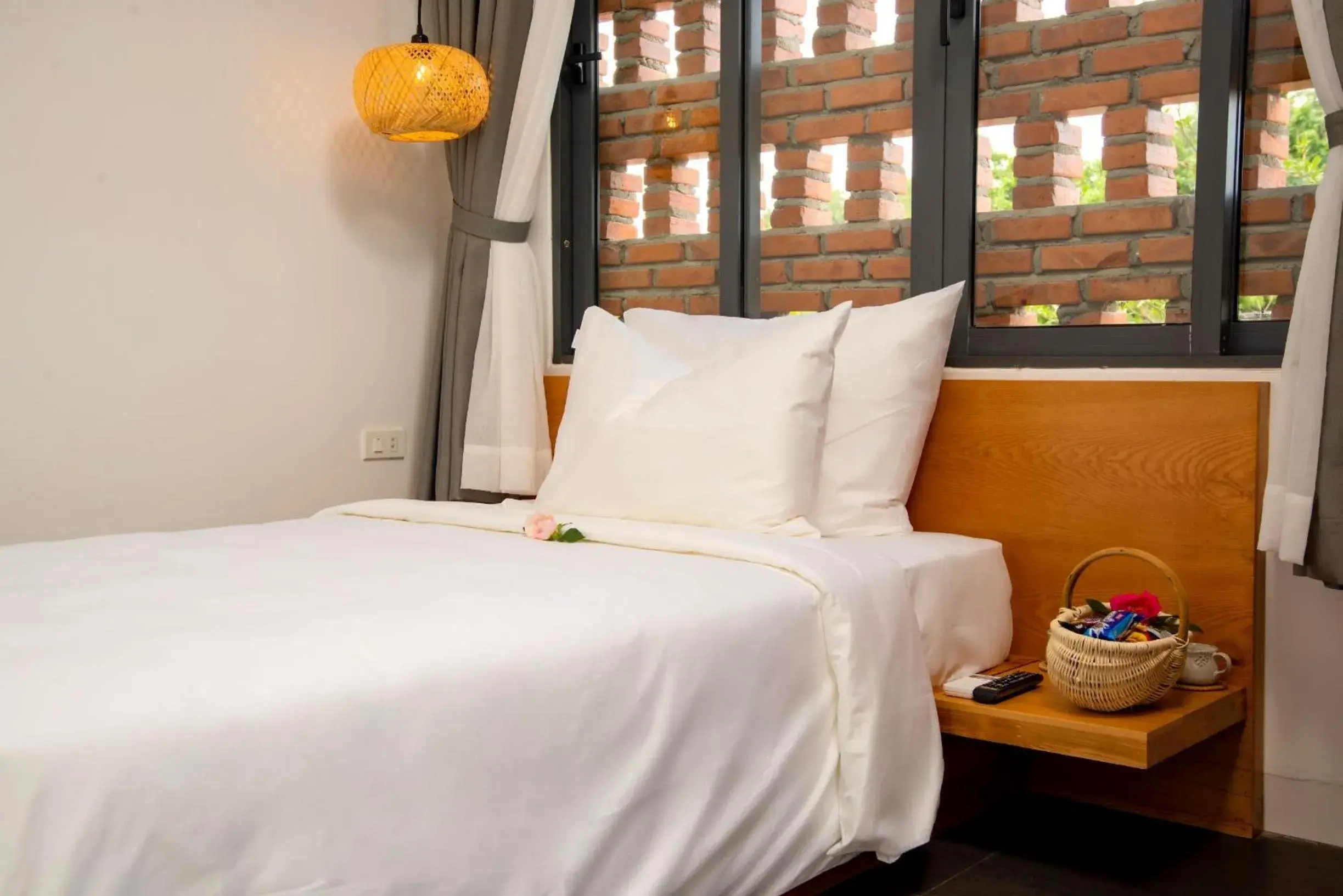 Bed in The 1993 Homestay Bed in The 1993 Homestay