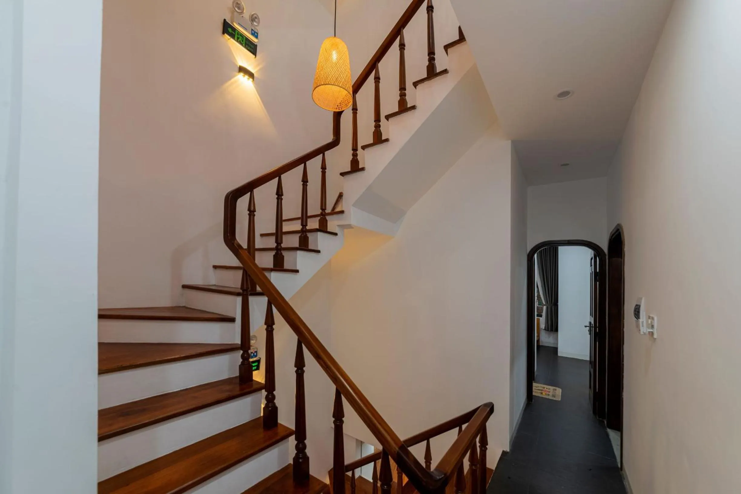 Other in The 1993 Homestay