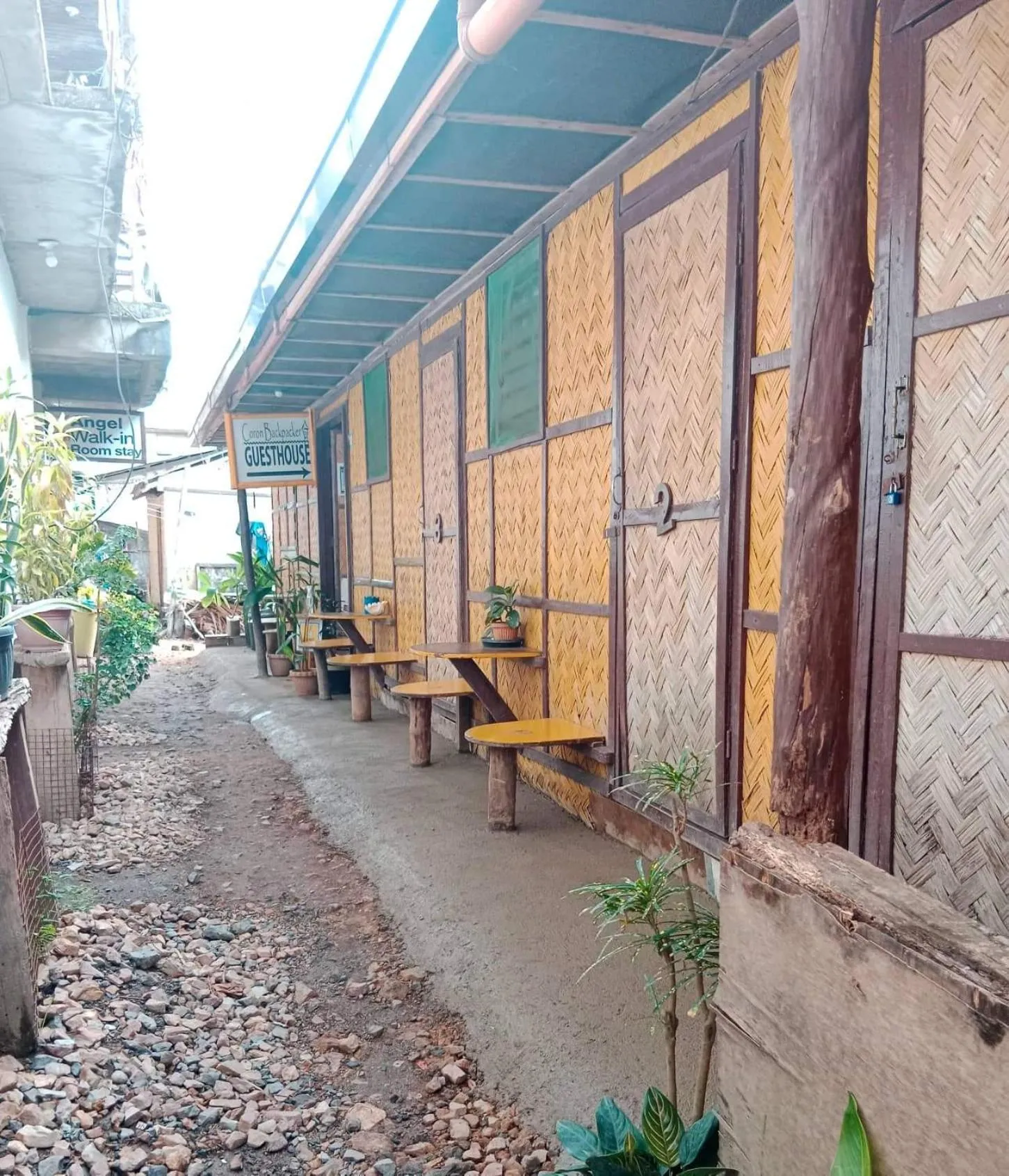 Coron Backpacker Guesthouse