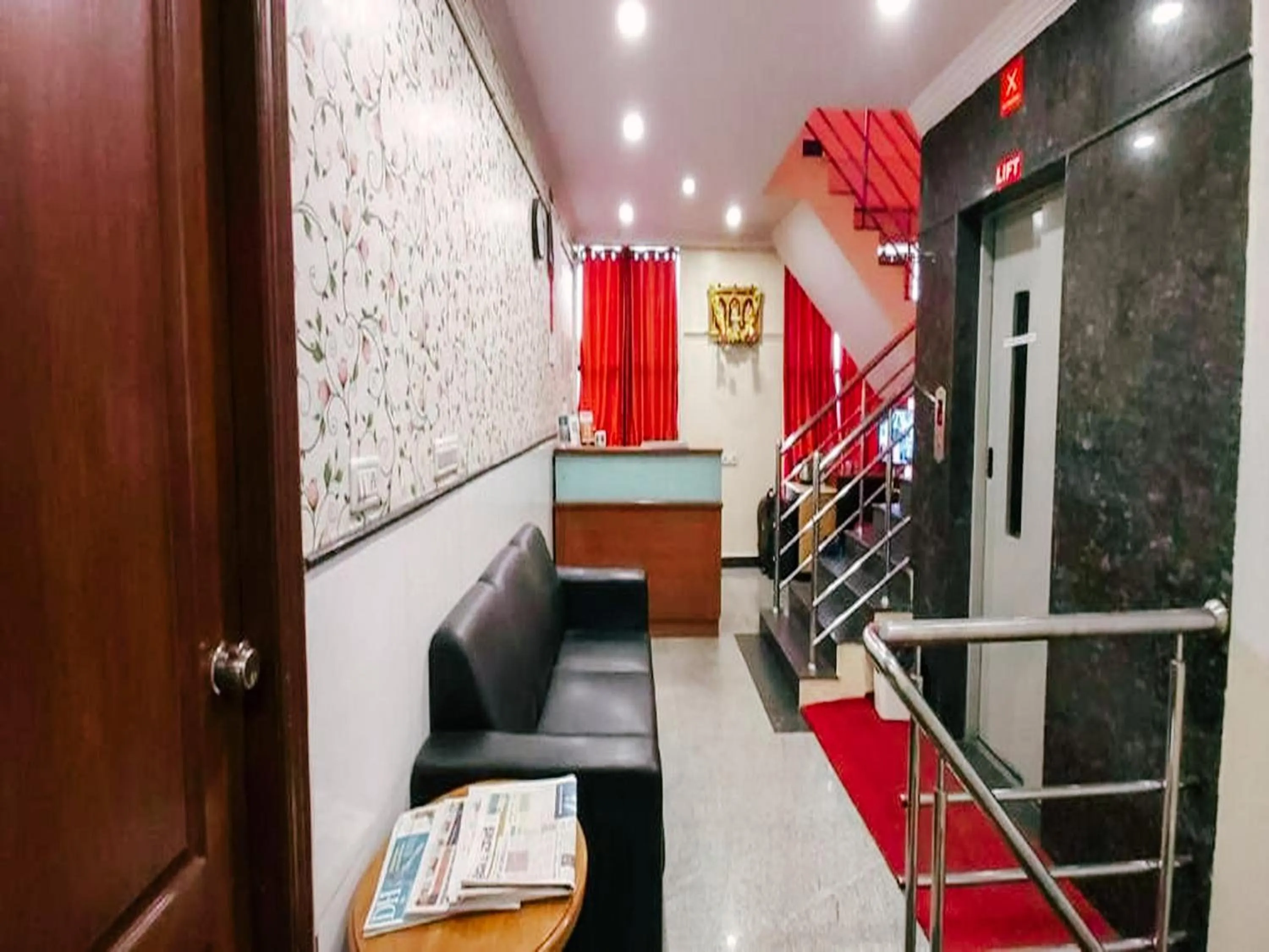 Lobby or reception in Hotel Champion Inn near Yeswantpur Junction Railway Station