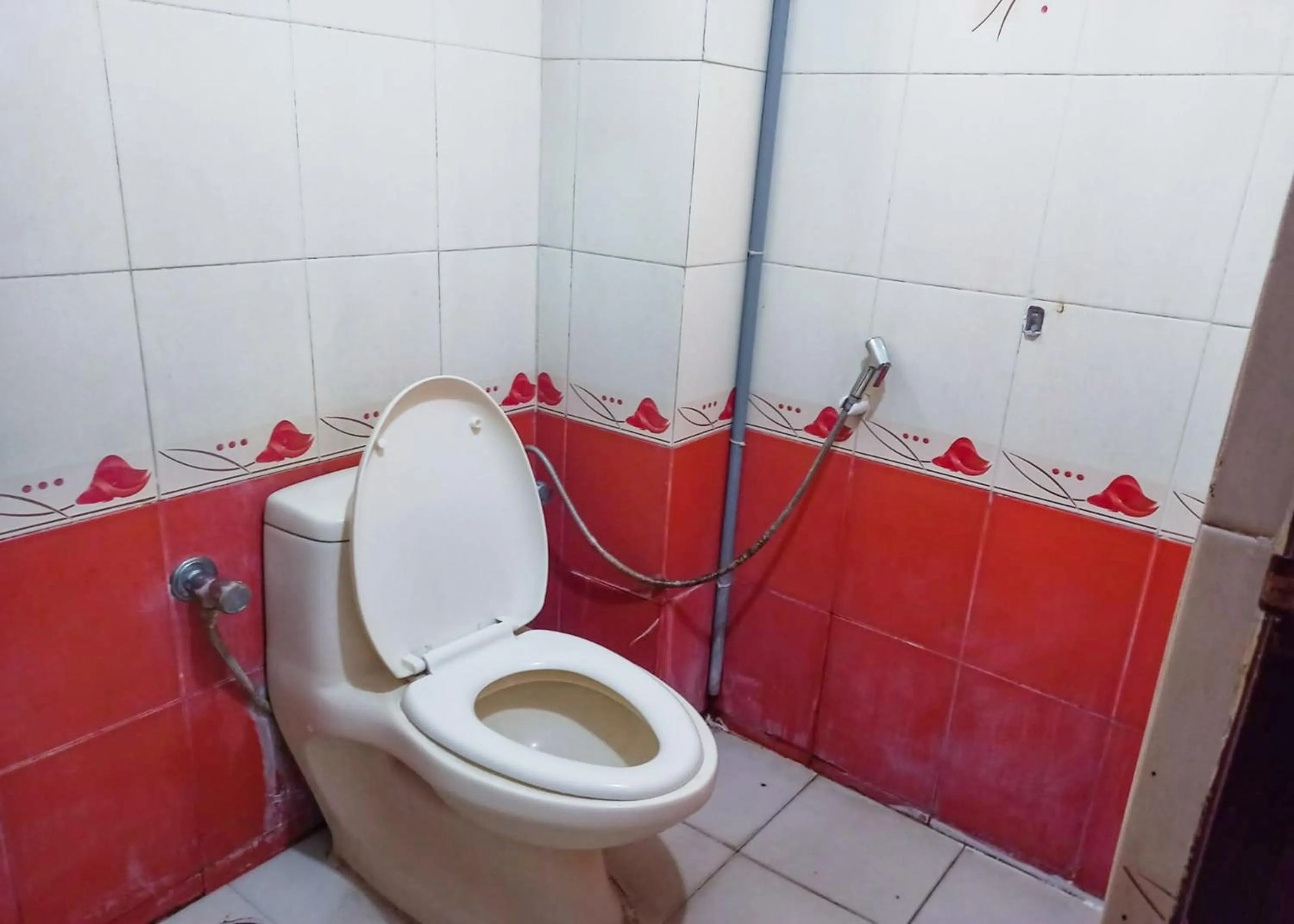 Bathroom in Hotel Champion Inn near Yeswantpur Junction Railway Station