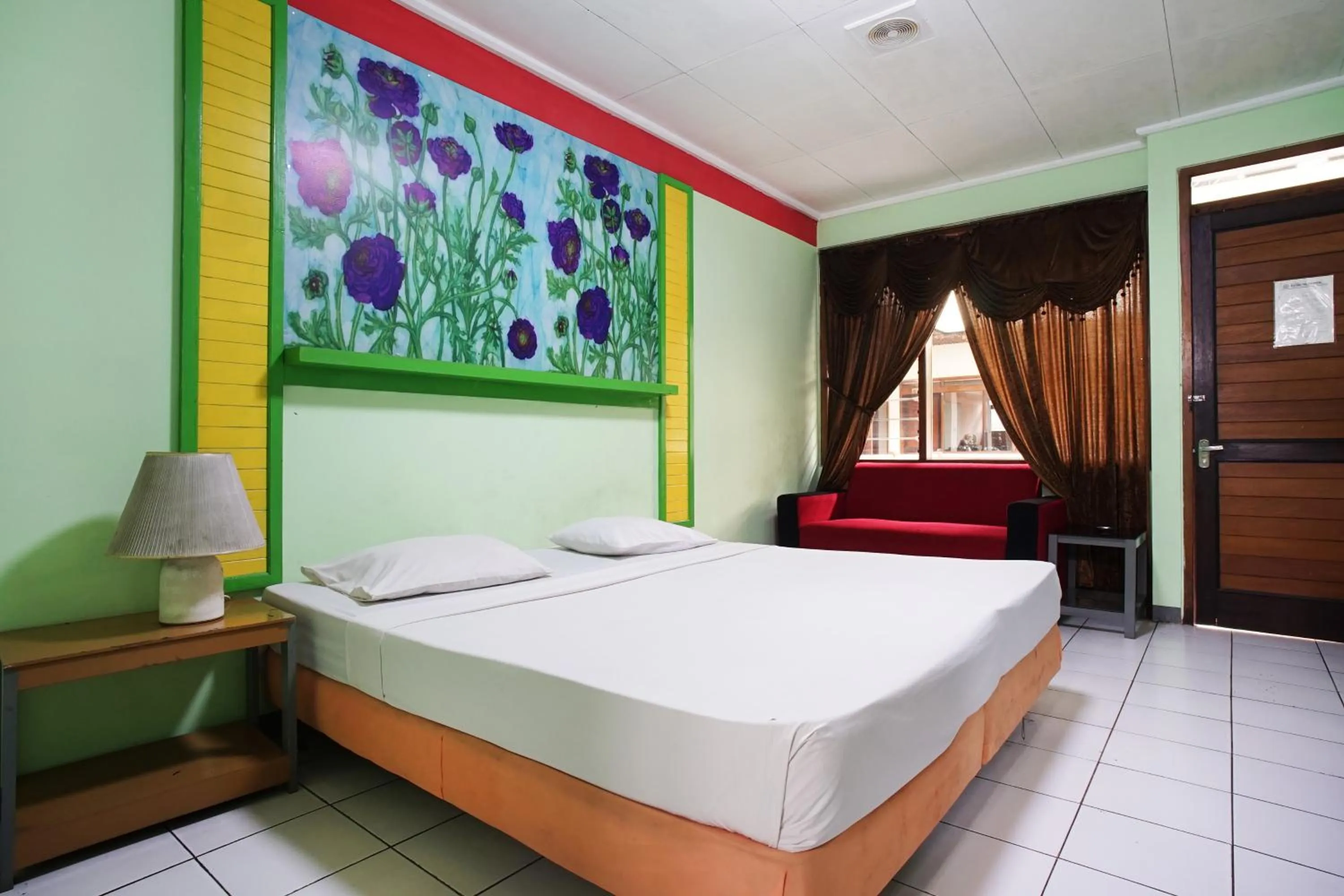 Deluxe Double or Twin Room in Hotel Bandung Permai