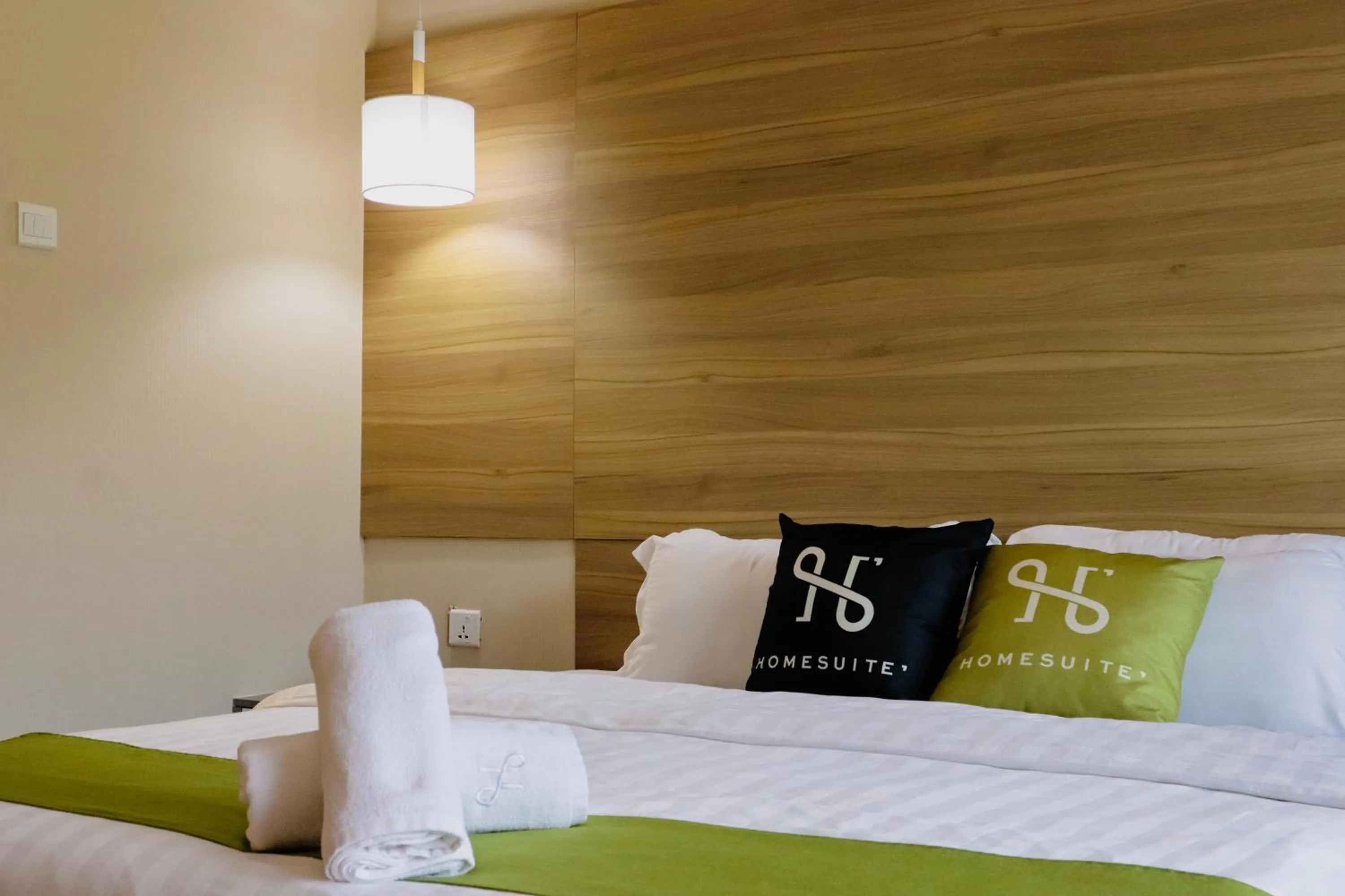 Bedroom, Bed in Homesuite' Home at Aeropod SOVO