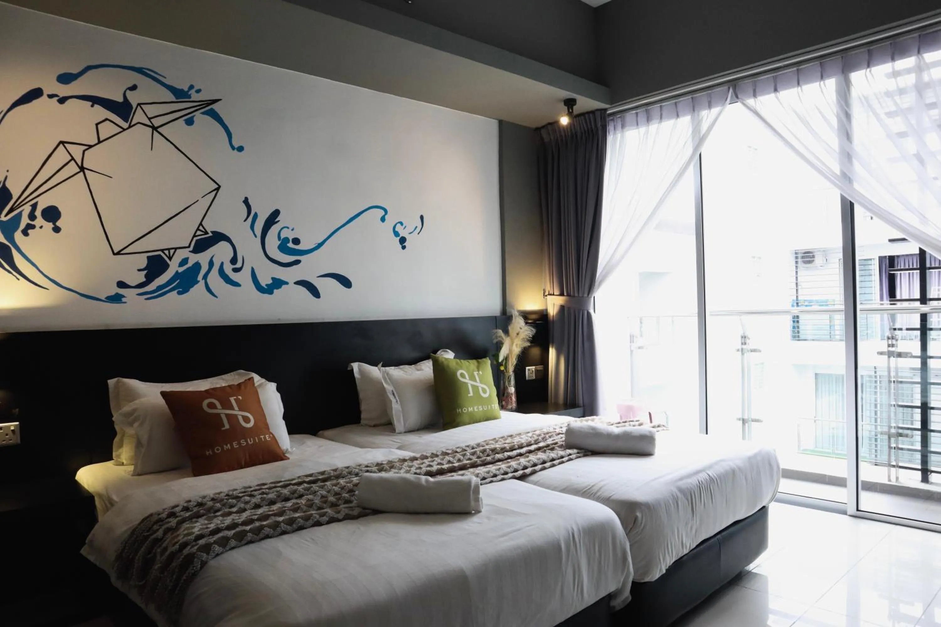 Bedroom, Bed in Homesuite' Home at Aeropod SOVO