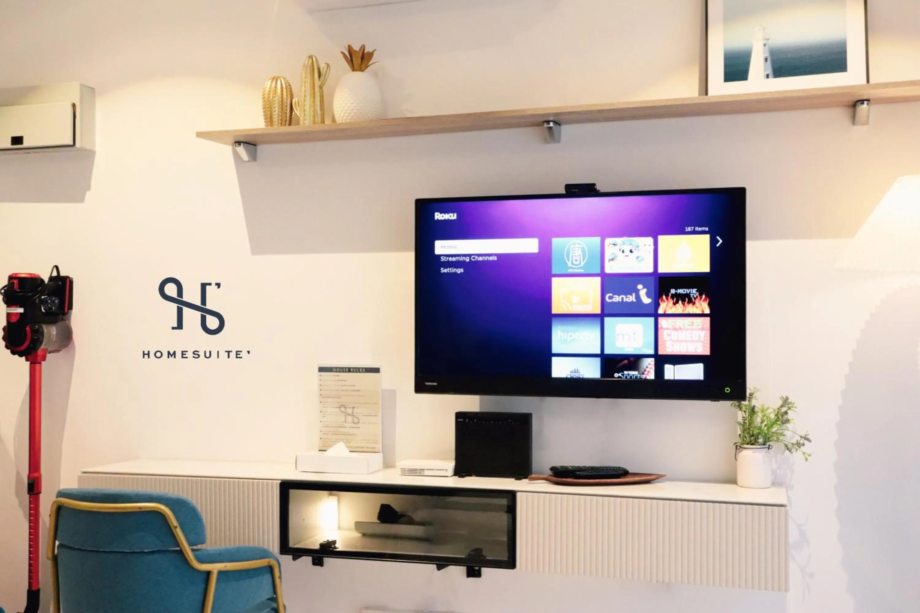 TV and multimedia in Homesuite' Home at Aeropod SOVO