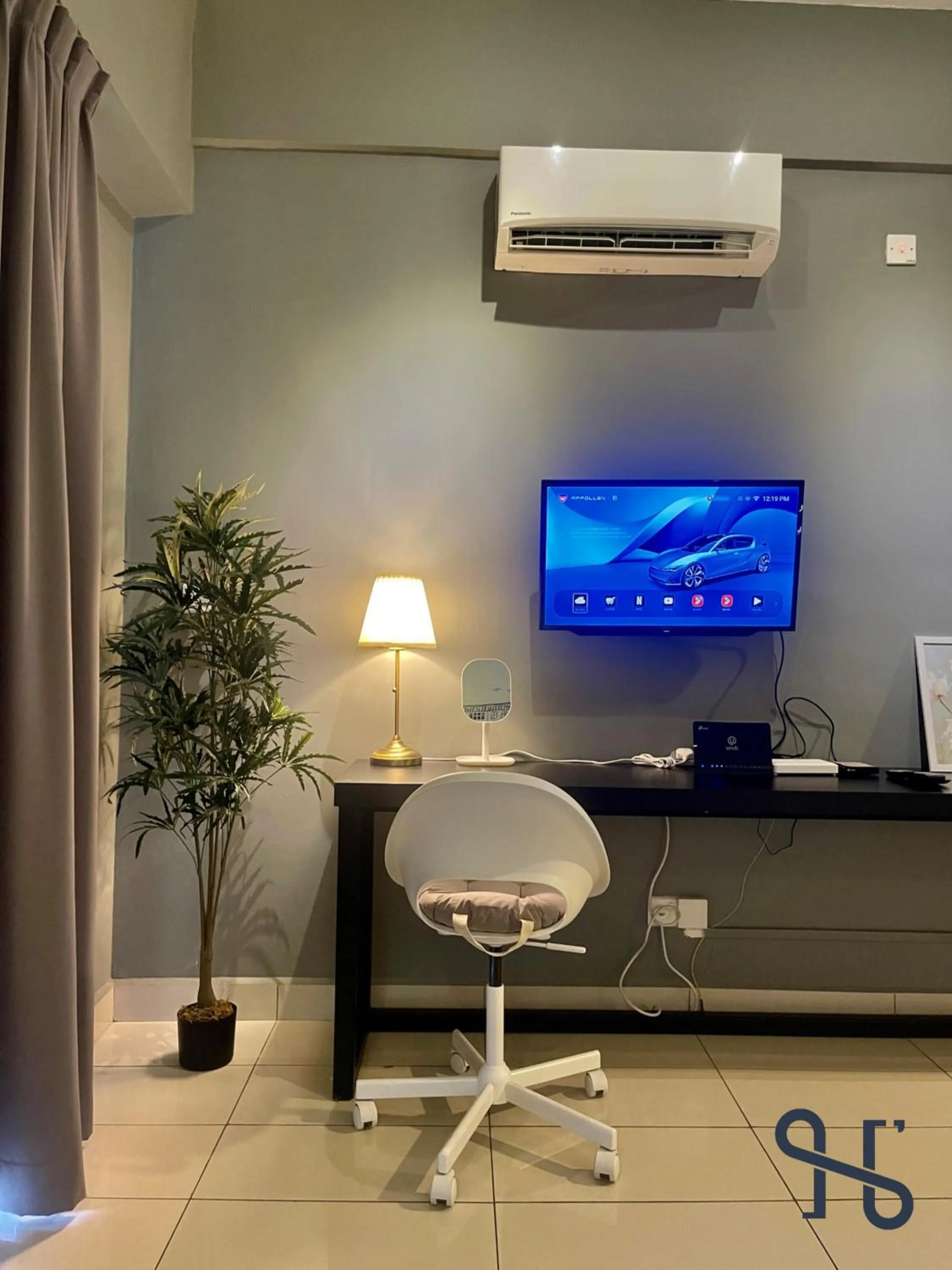 TV and multimedia in Homesuite' Home at Aeropod SOVO