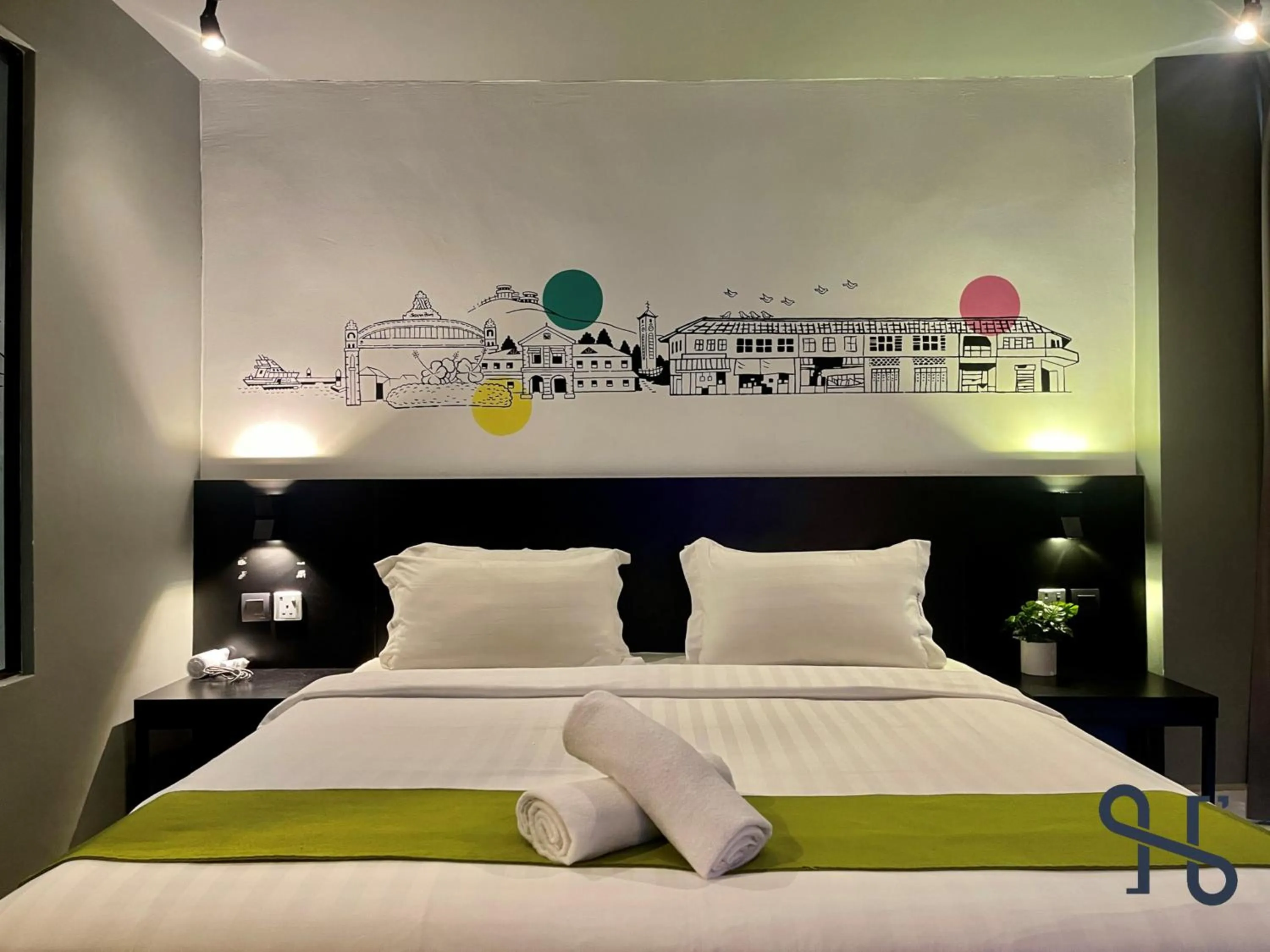 Bed in Homesuite' Home at Aeropod SOVO