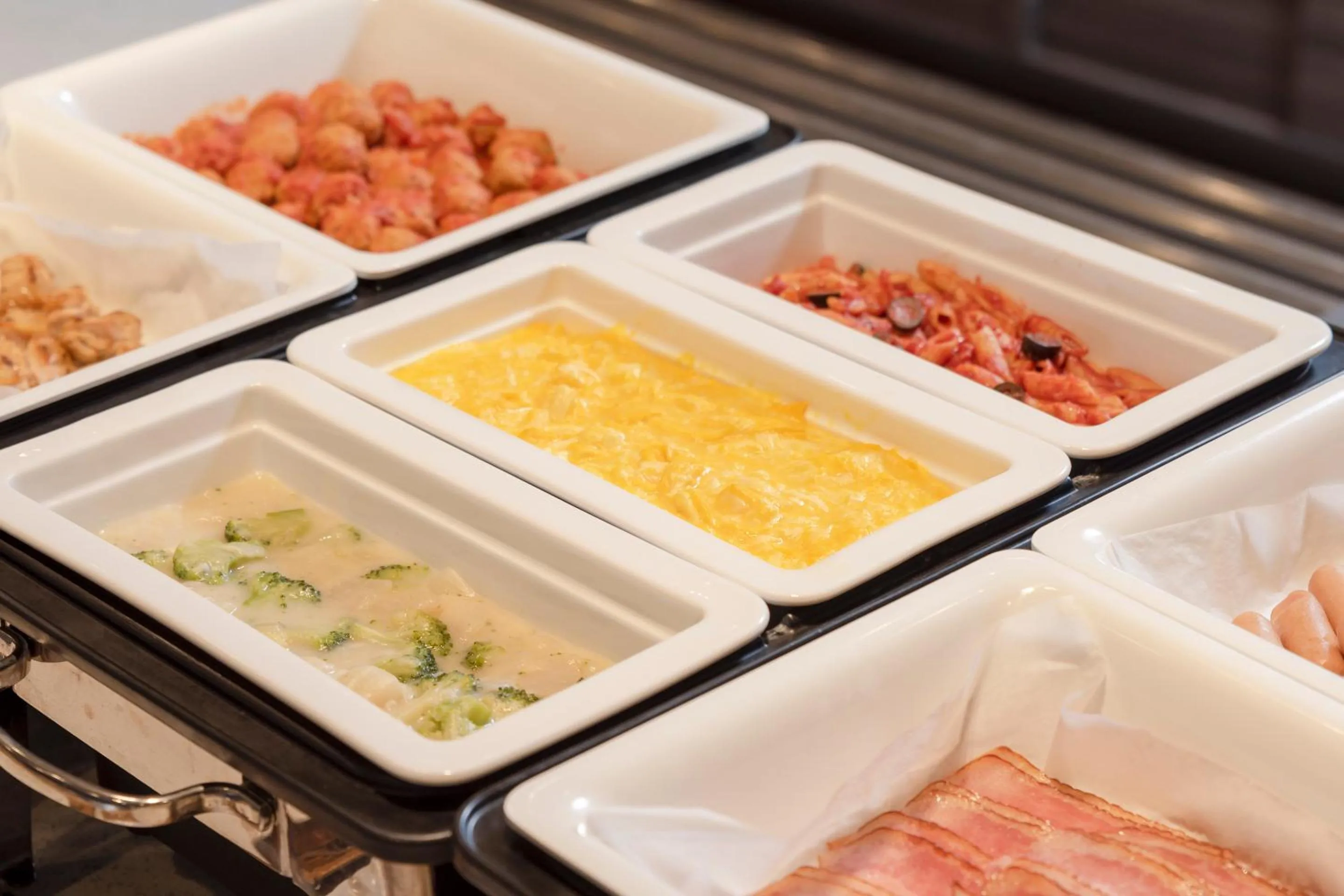 Restaurant/places to eat in Hotel Keihan Sendai