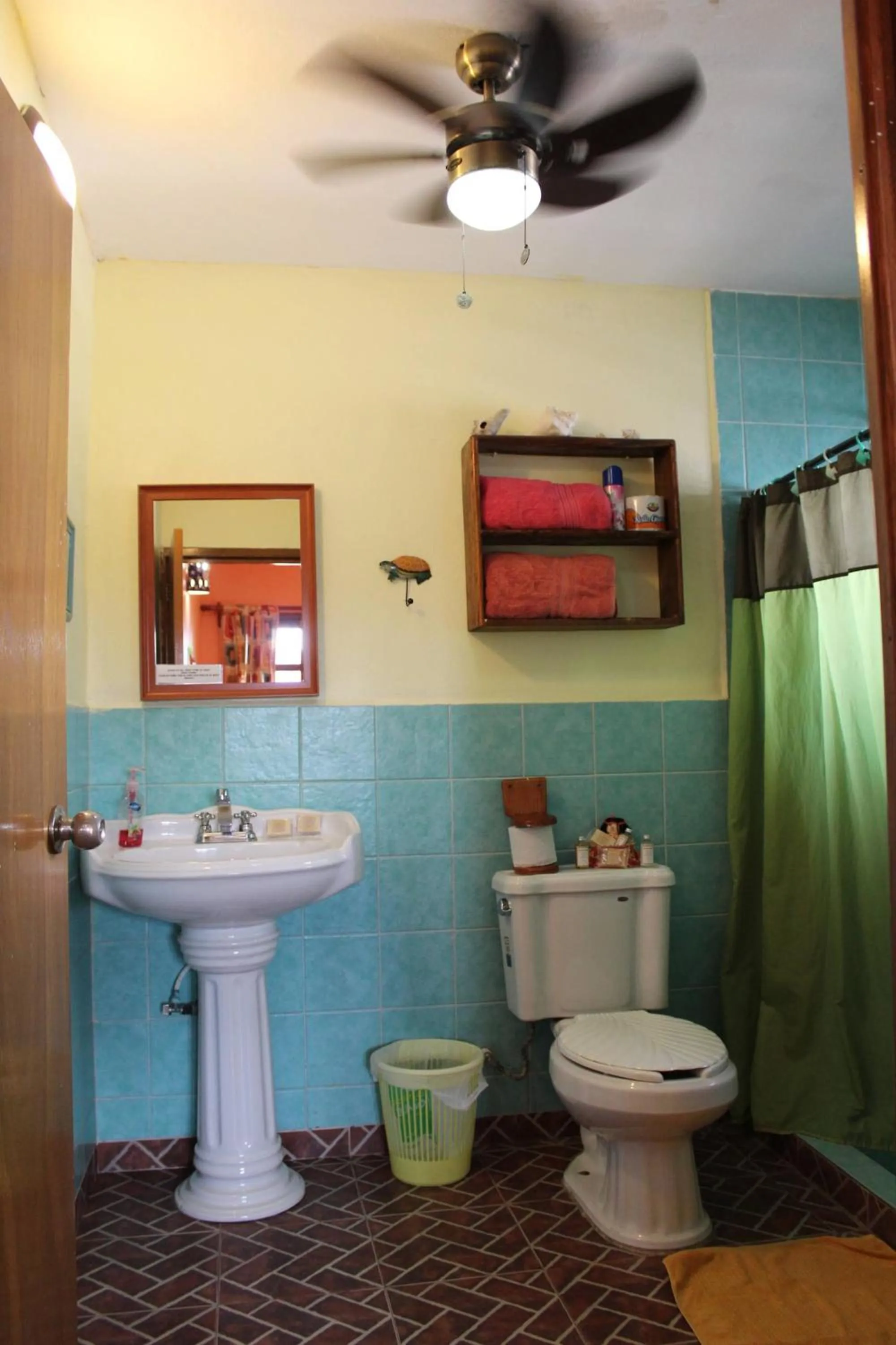 Bathroom in Cancun Guest House 1